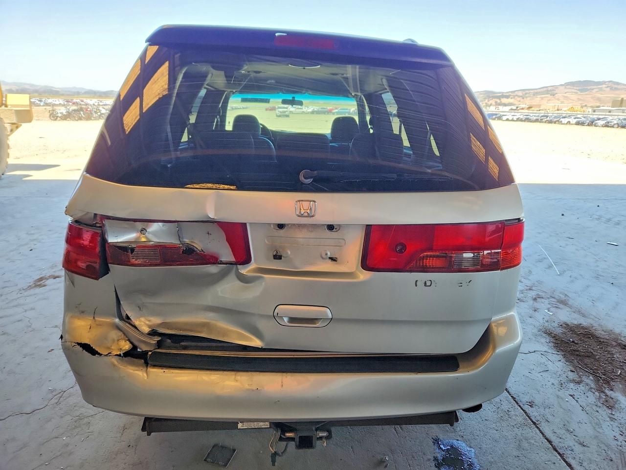 2001 Honda Odyssey Silver vin: 2HKRL18741H563255