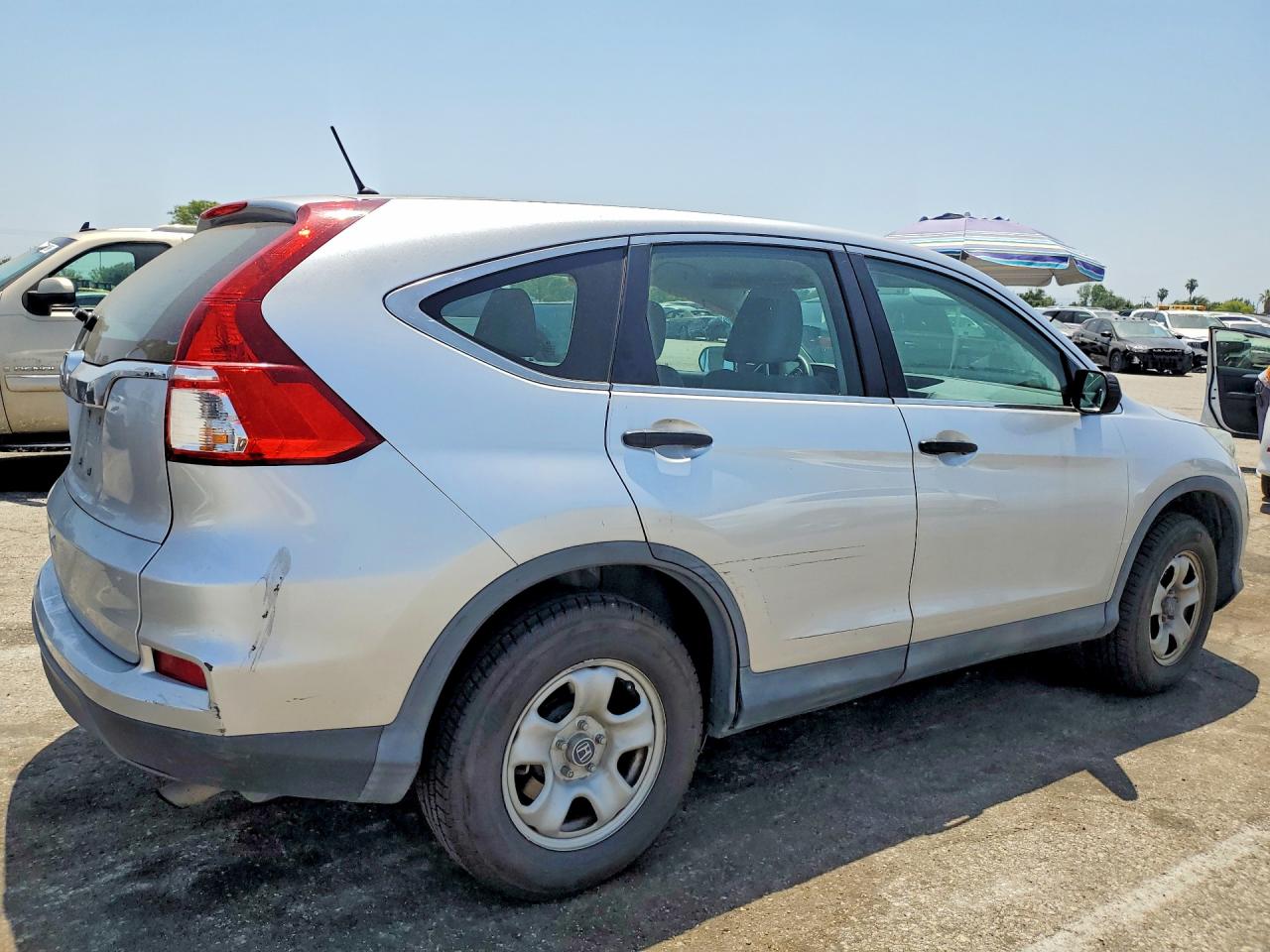 2015 Honda Cr-v Lx Silver vin: 2HKRM3H30FH559328
