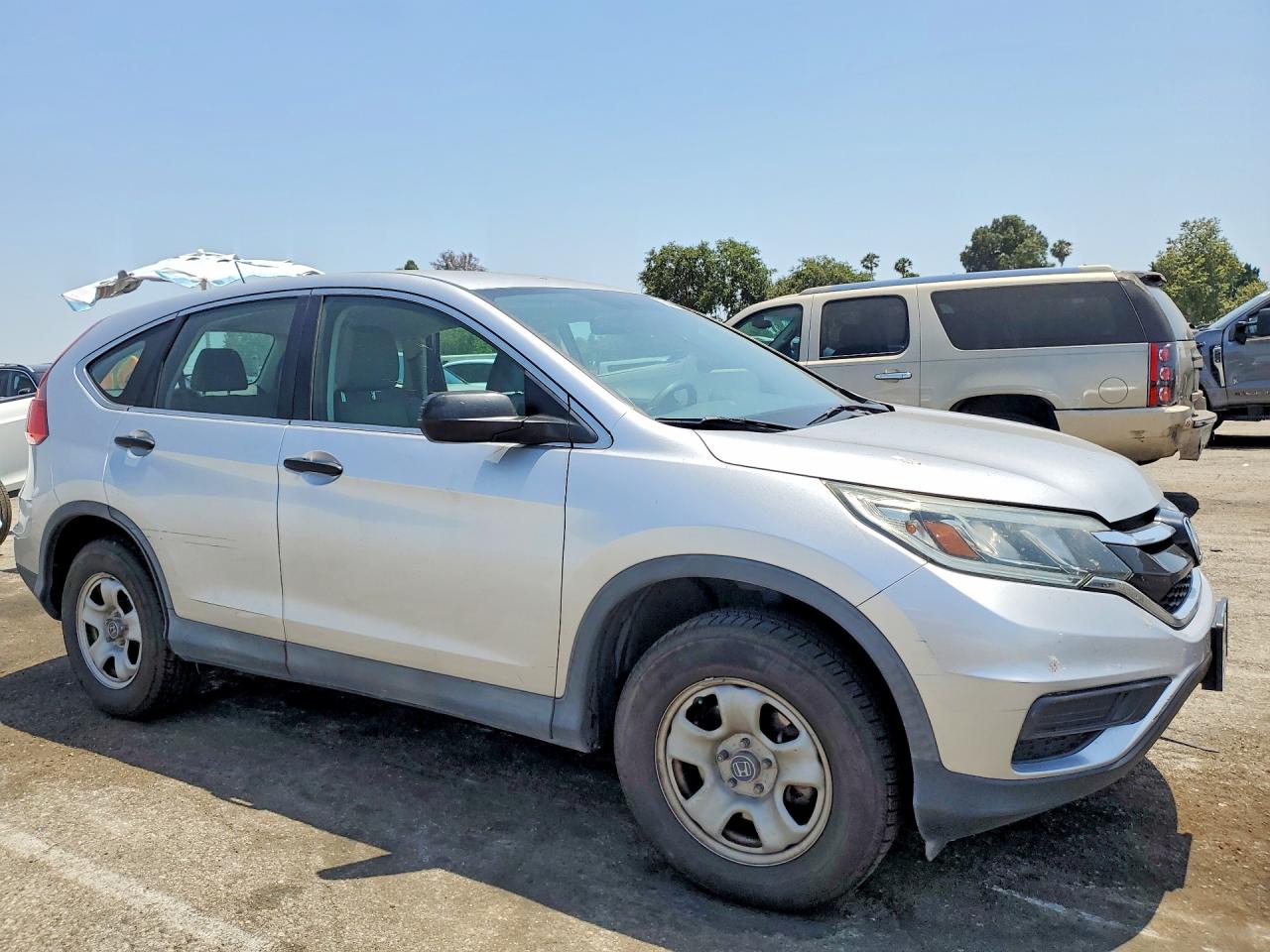2015 Honda Cr-v Lx Silver vin: 2HKRM3H30FH559328