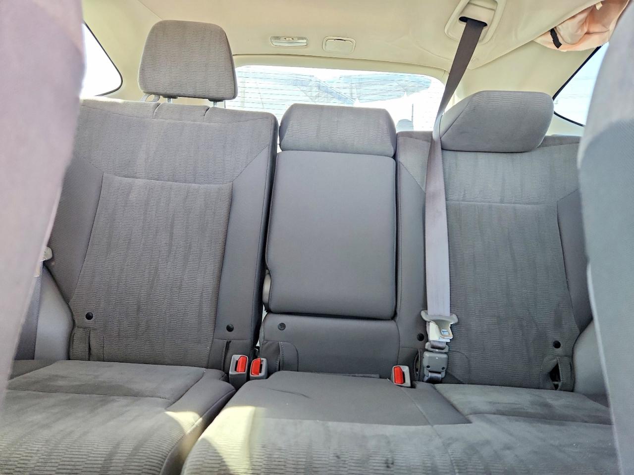 2013 Honda Cr-v Lx Silver vin: 2HKRM3H32DH511858