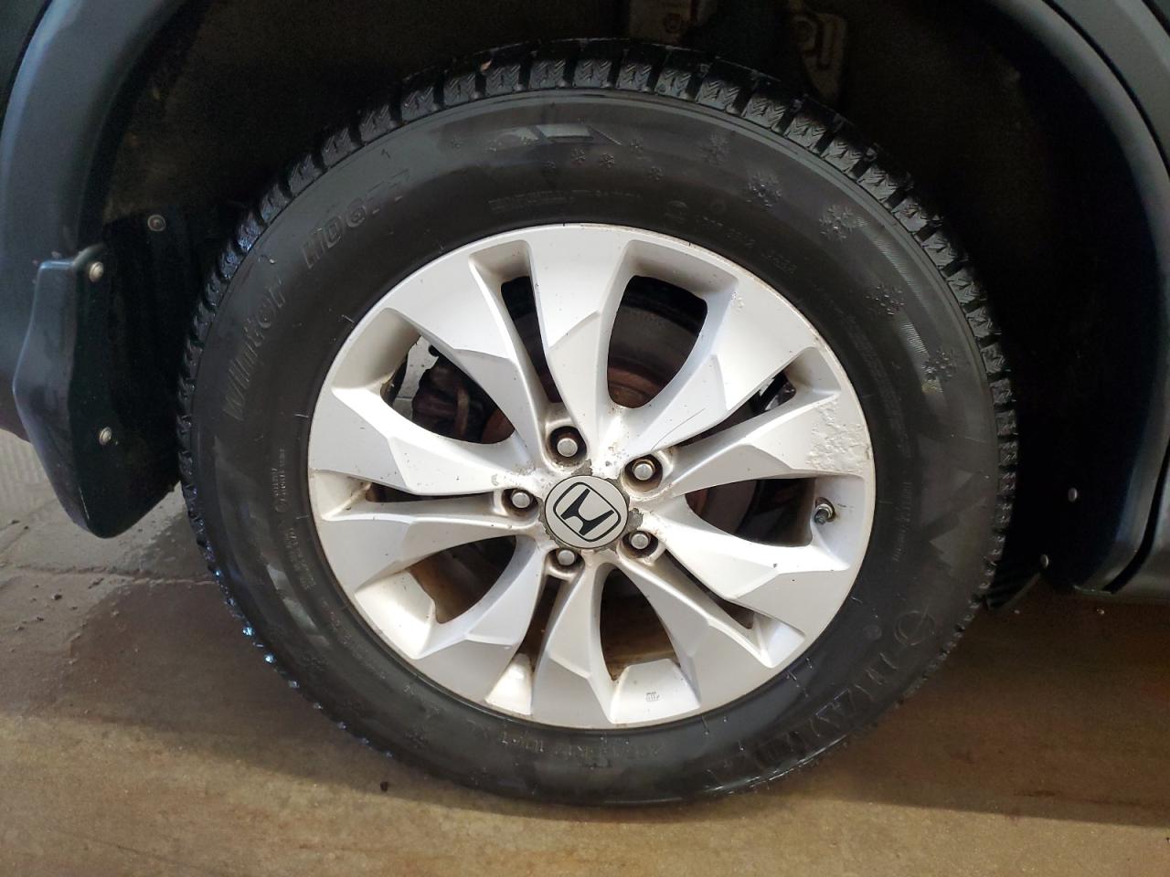 2015 Honda Cr-v Lx Black vin: 2HKRM3H36FH001273 Damage: Right Rear Wheel, Corrosion, 3 To 4 Inches
