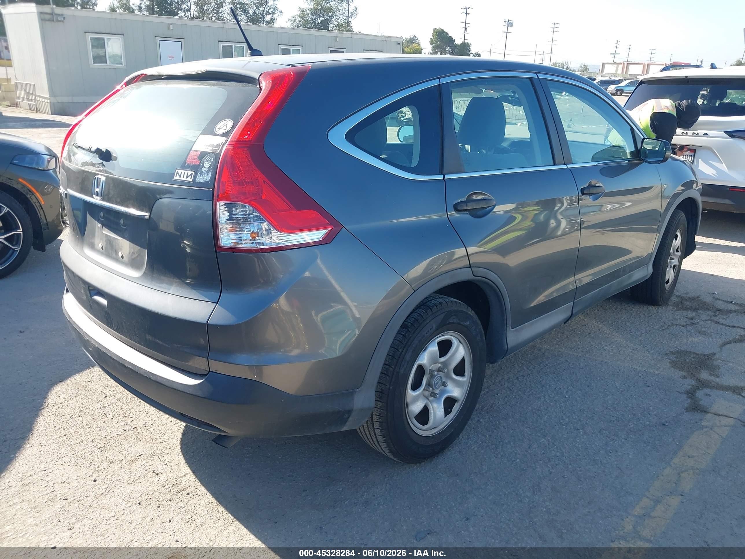 2013 Honda Cr-v Lx Серый vin: 2HKRM3H38DH503764