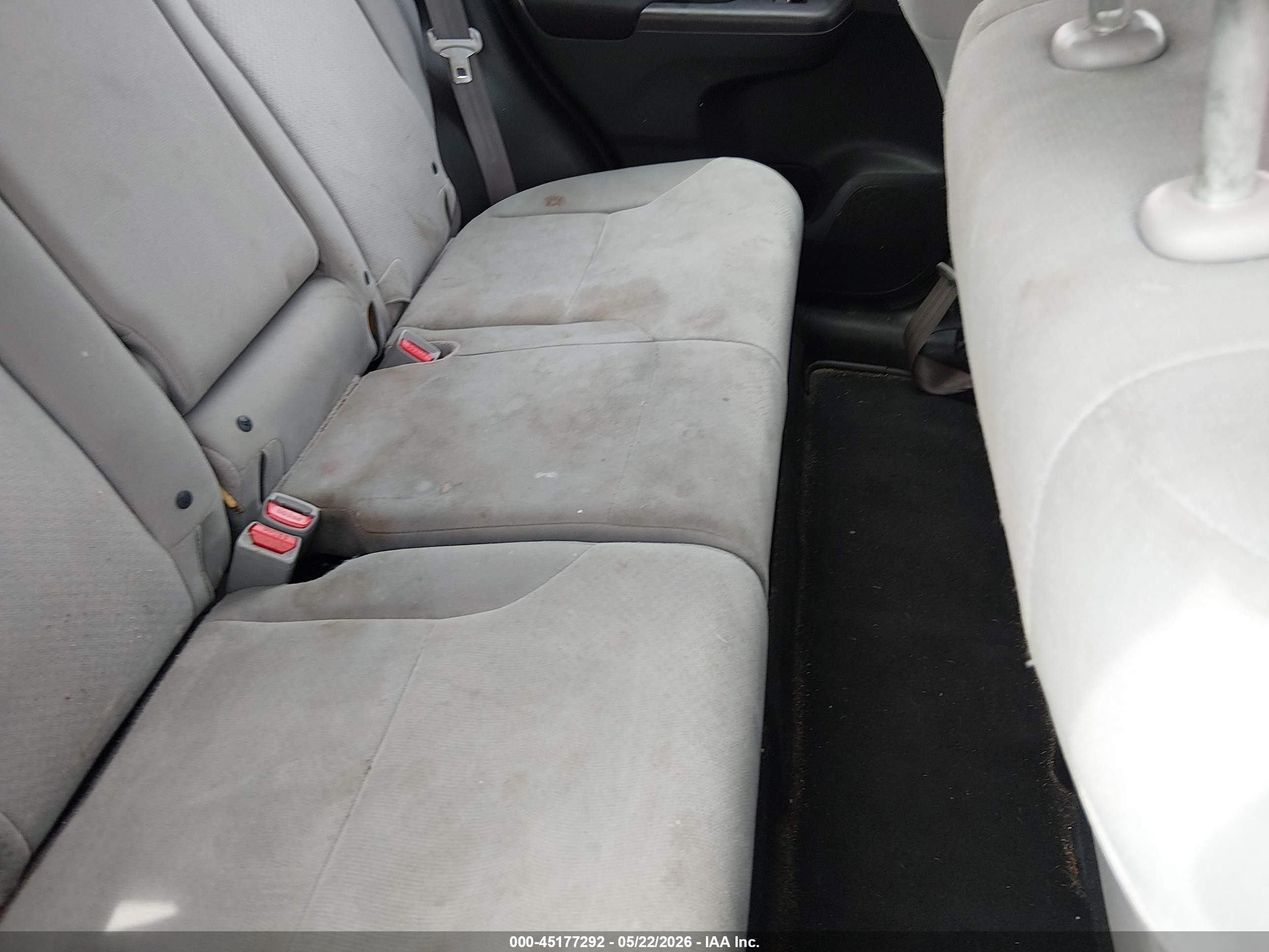 2015 Honda Cr-v Lx Silver vin: 2HKRM3H38FH550621