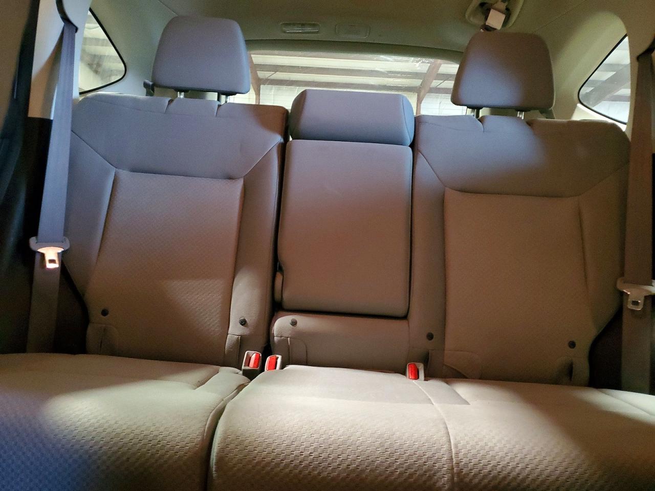 2016 Honda Cr-v Lx Silver vin: 2HKRM3H38GH520889