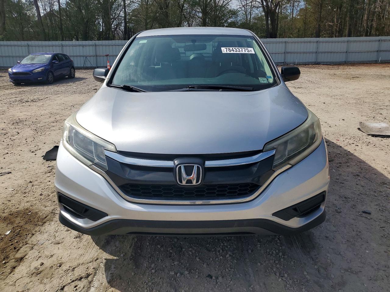 2015 Honda Cr-v Lx Silver vin: 2HKRM3H3XFH544464