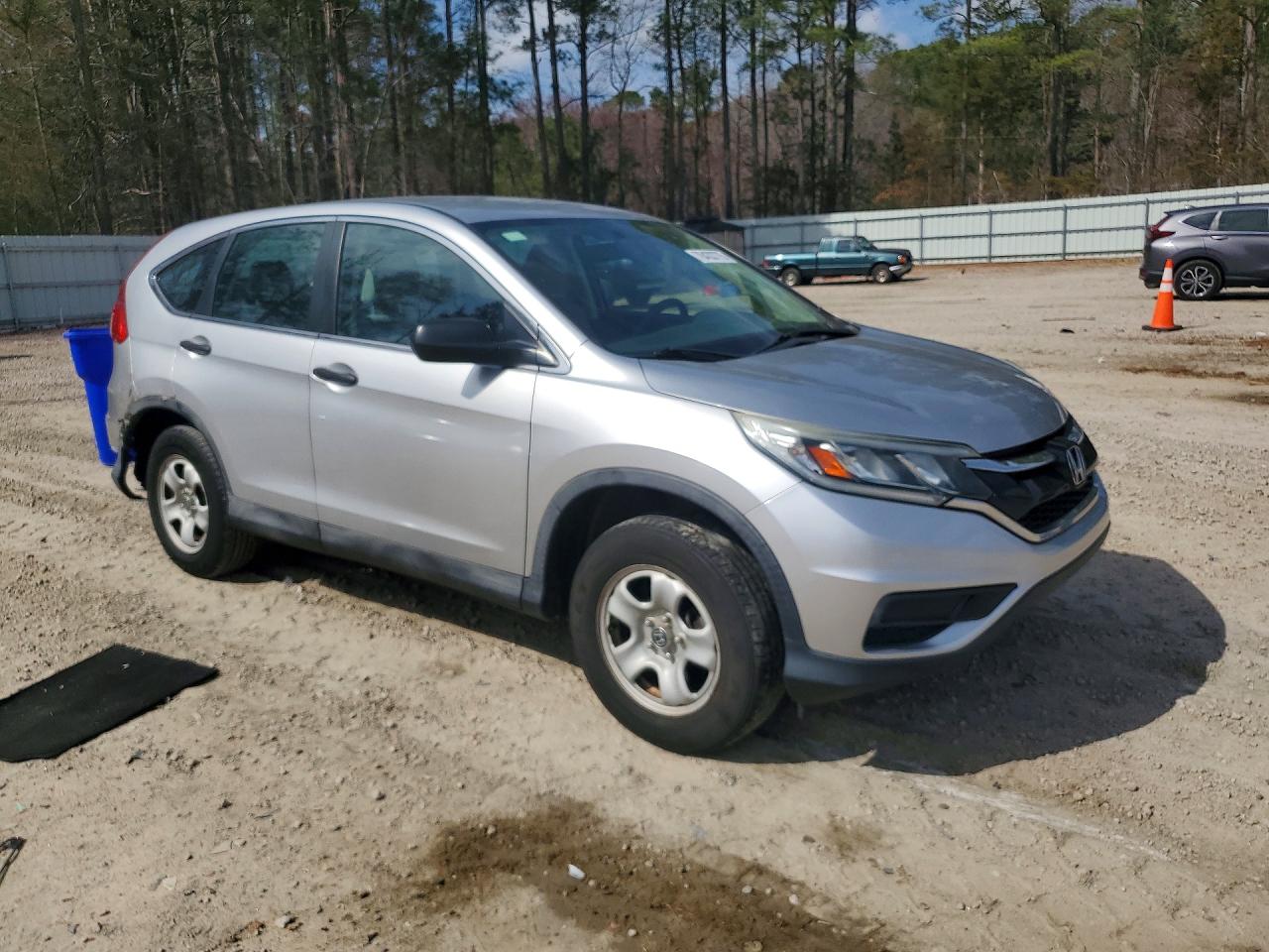 2015 Honda Cr-v Lx Silver vin: 2HKRM3H3XFH544464