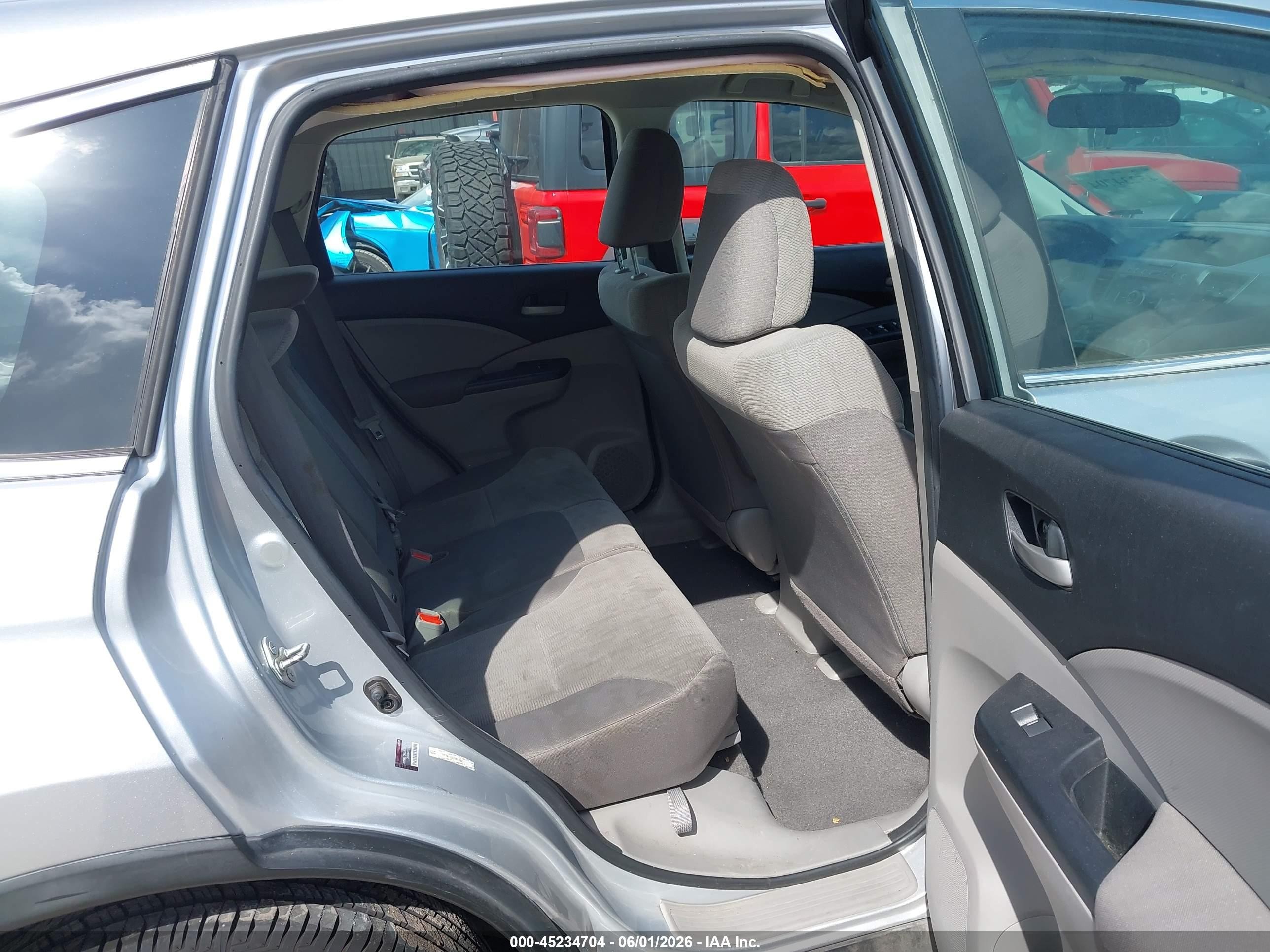 2014 Honda Cr-v Lx Silver vin: 2HKRM4H30EH651768