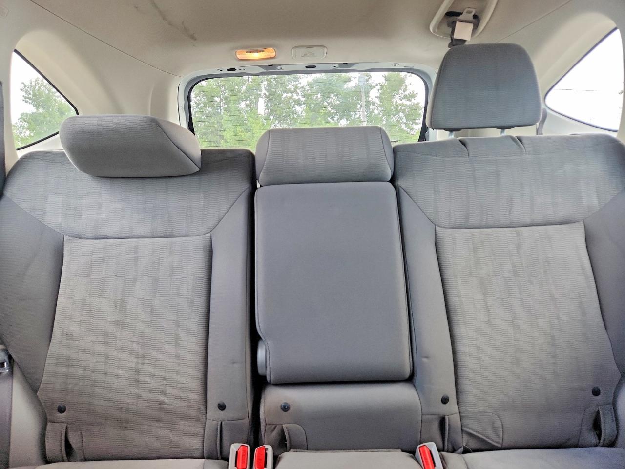 2013 Honda Cr-v Lx Silver vin: 2HKRM4H31DH645296