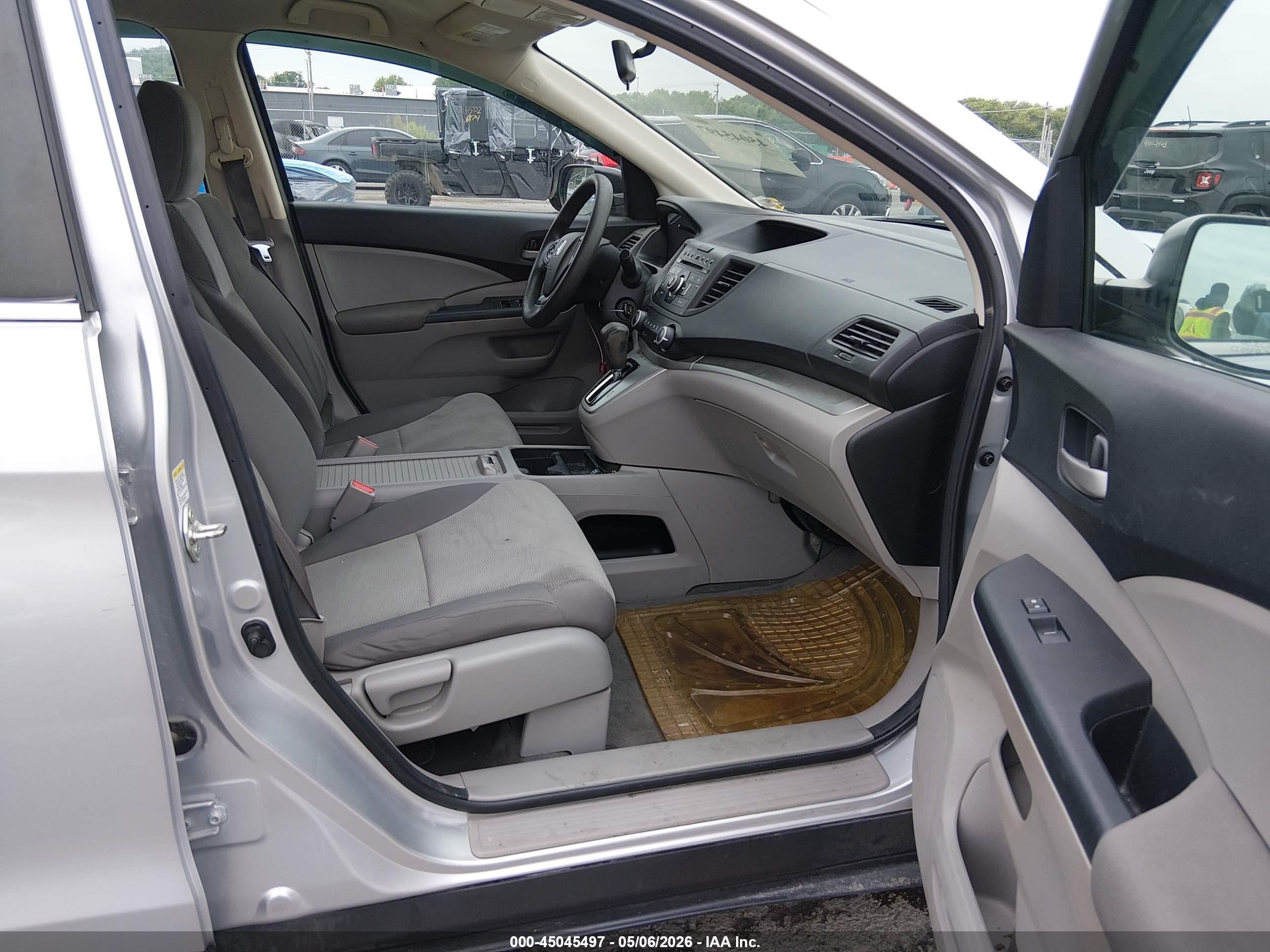 2013 Honda Cr-v Lx Silver vin: 2HKRM4H31DH677892