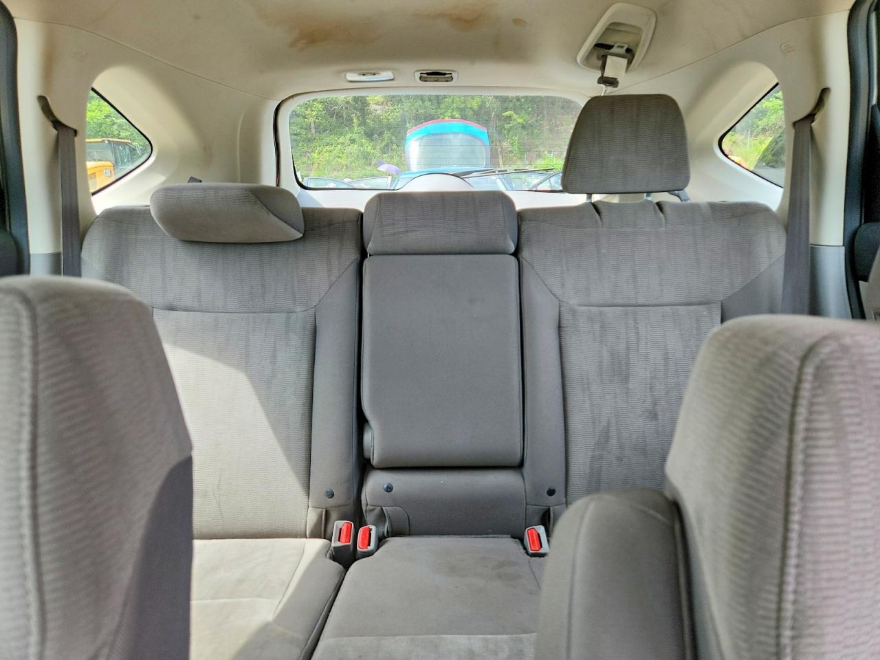 2014 Honda Cr-v Lx Silver vin: 2HKRM4H31EH601641