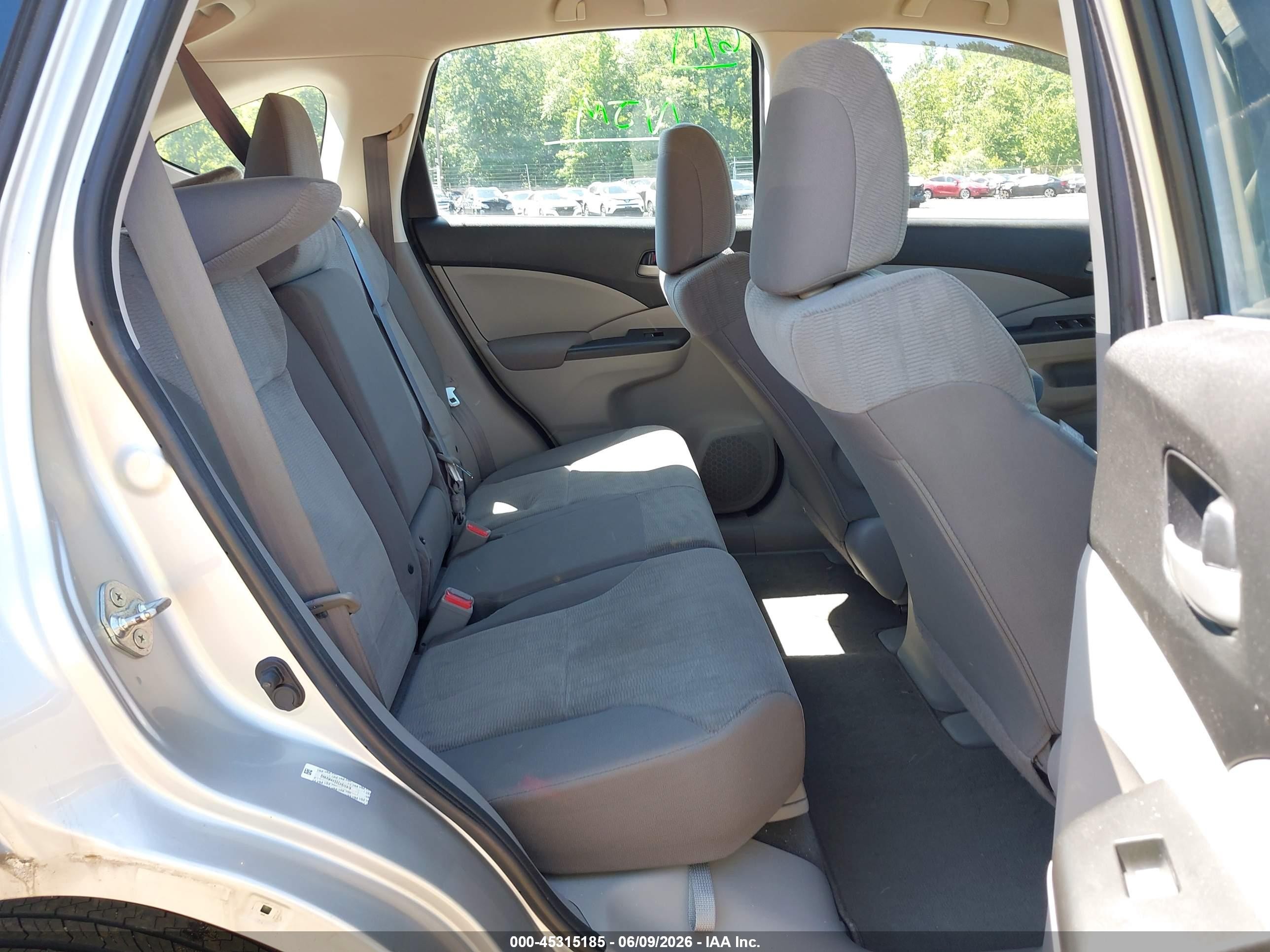 2012 Honda Cr-v Lx Silver vin: 2HKRM4H32CH612418