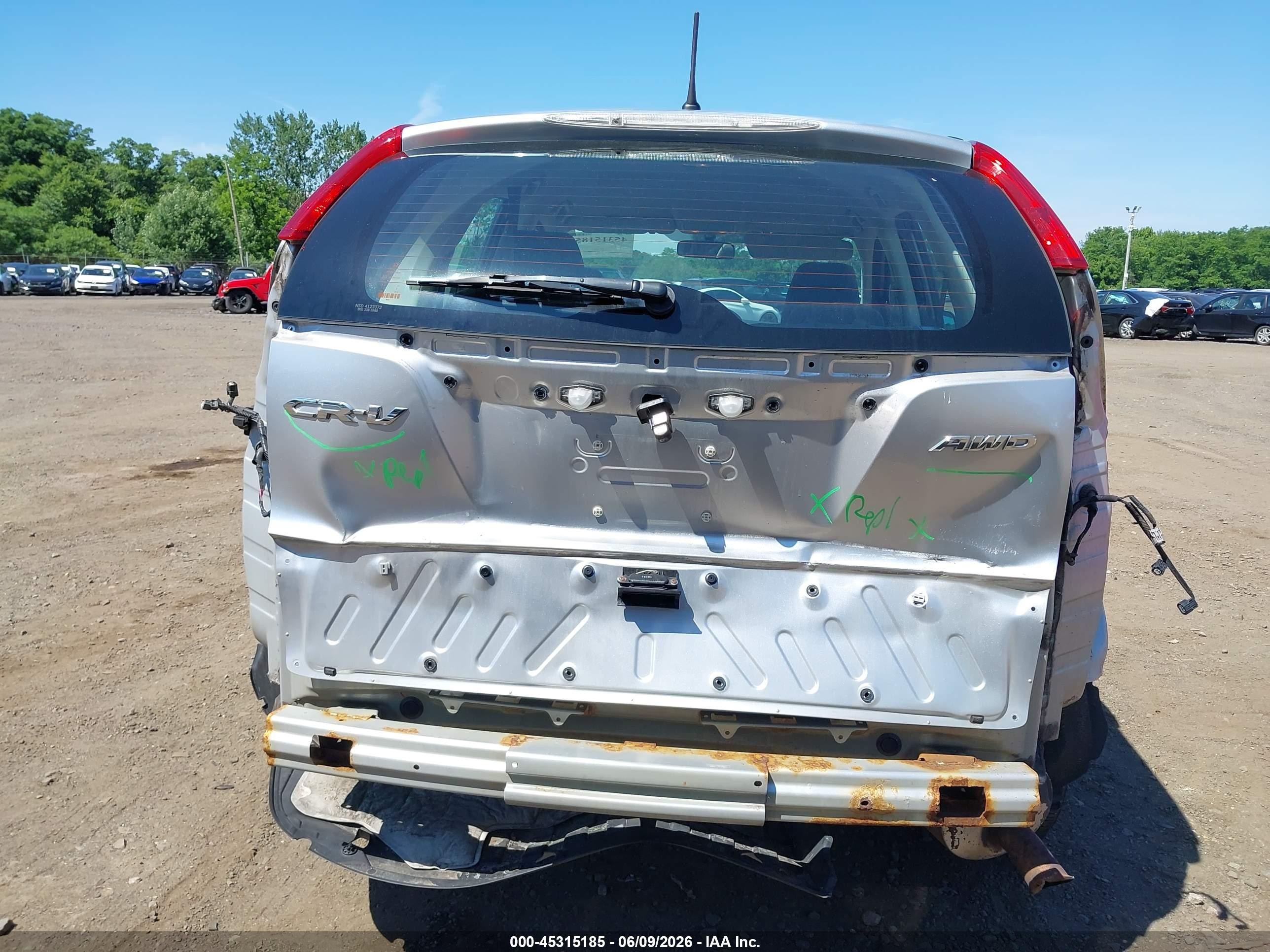 2012 Honda Cr-v Lx Silver vin: 2HKRM4H32CH612418