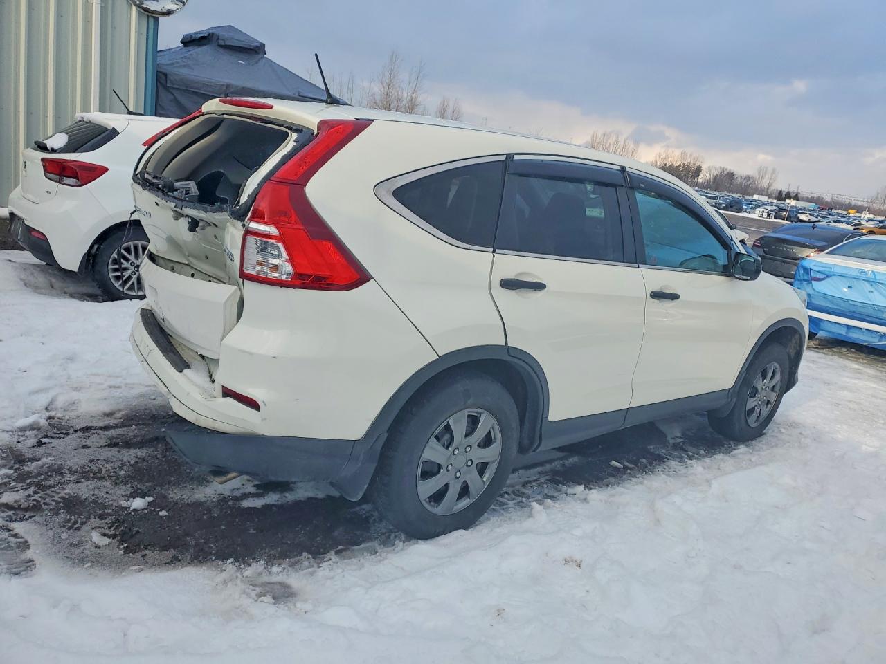 2015 Honda Cr-v Lx White vin: 2HKRM4H32FH130262
