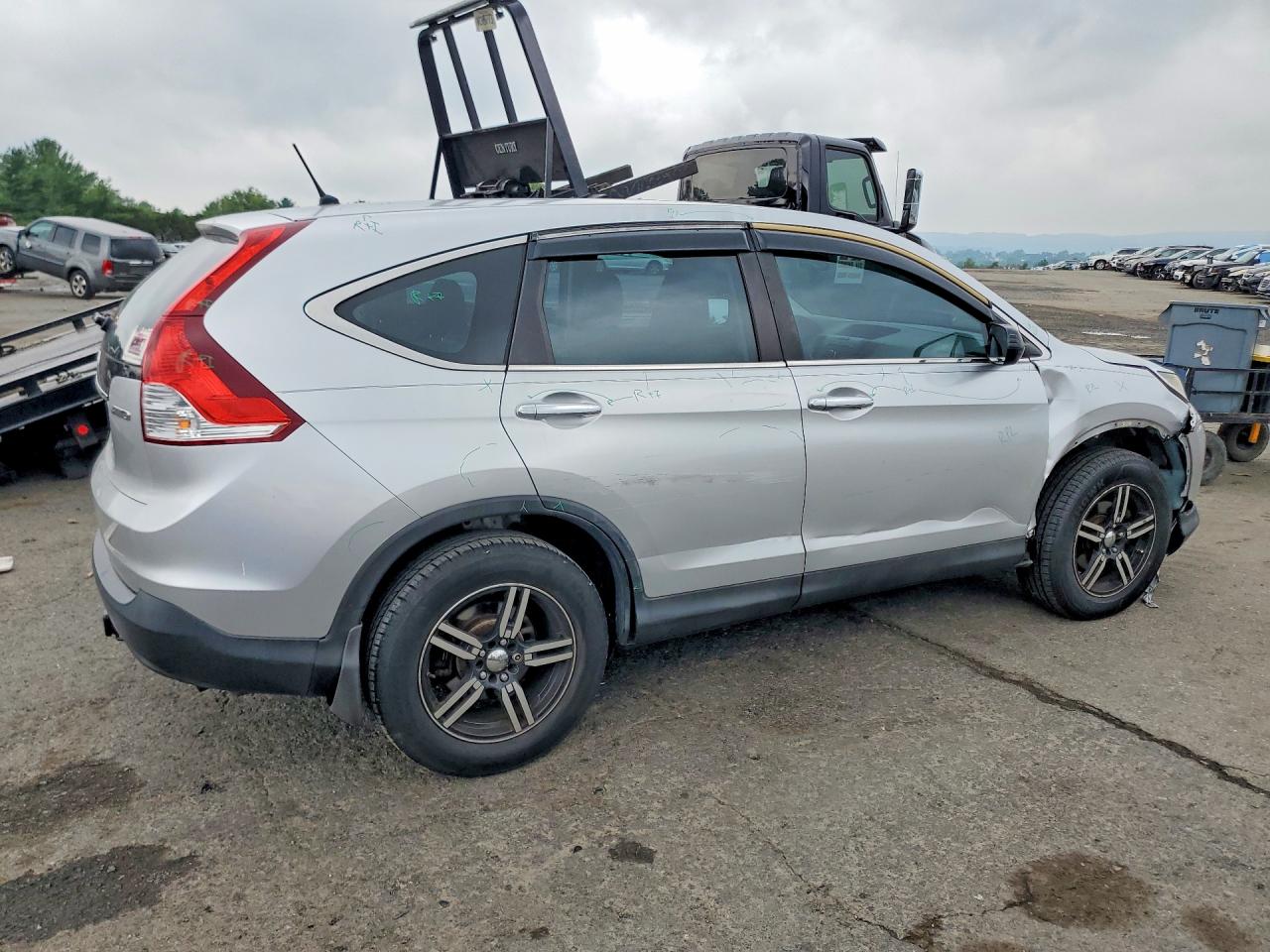 2013 Honda Cr-v Lx Silver vin: 2HKRM4H33DH669776