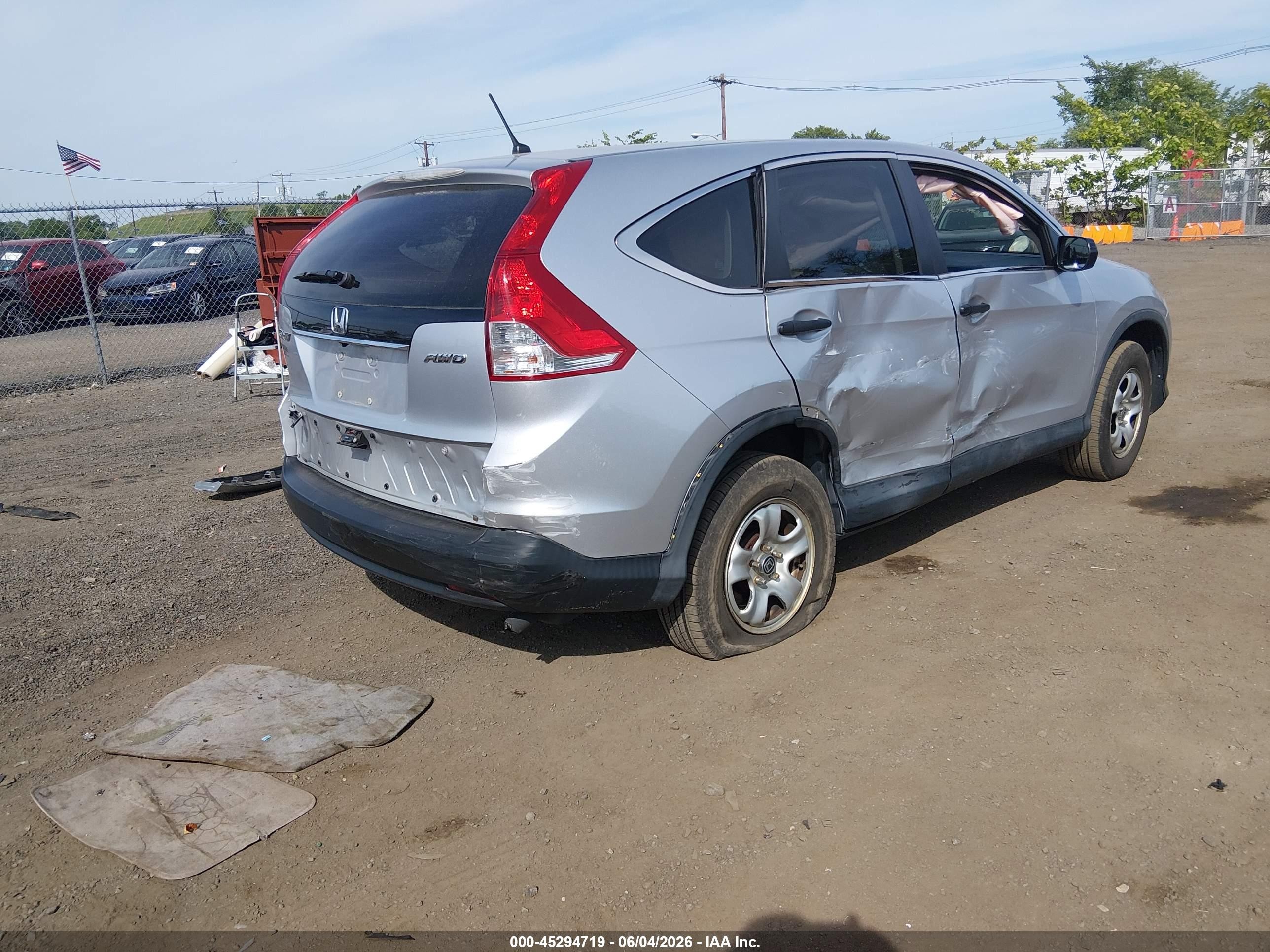 2014 Honda Cr-v Lx Silver vin: 2HKRM4H34EH671408