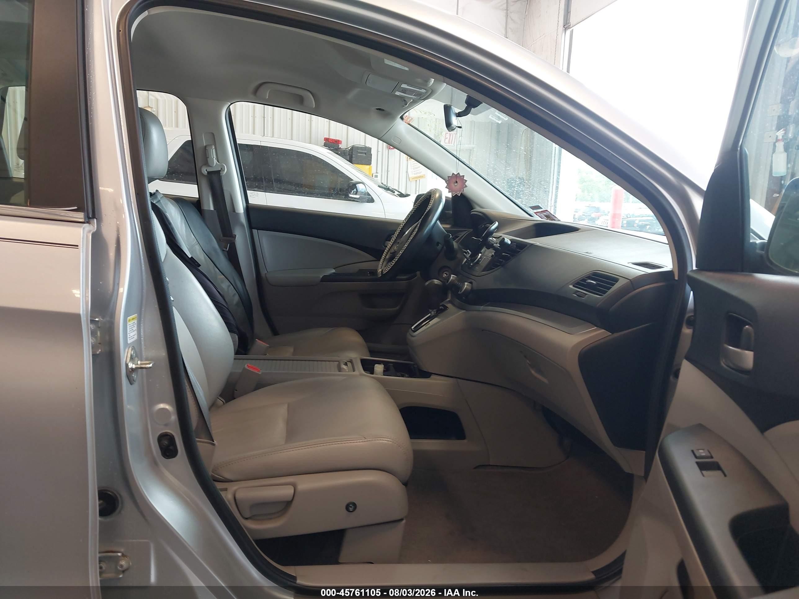 2014 Honda Cr-v Lx Silver vin: 2HKRM4H35EH600010