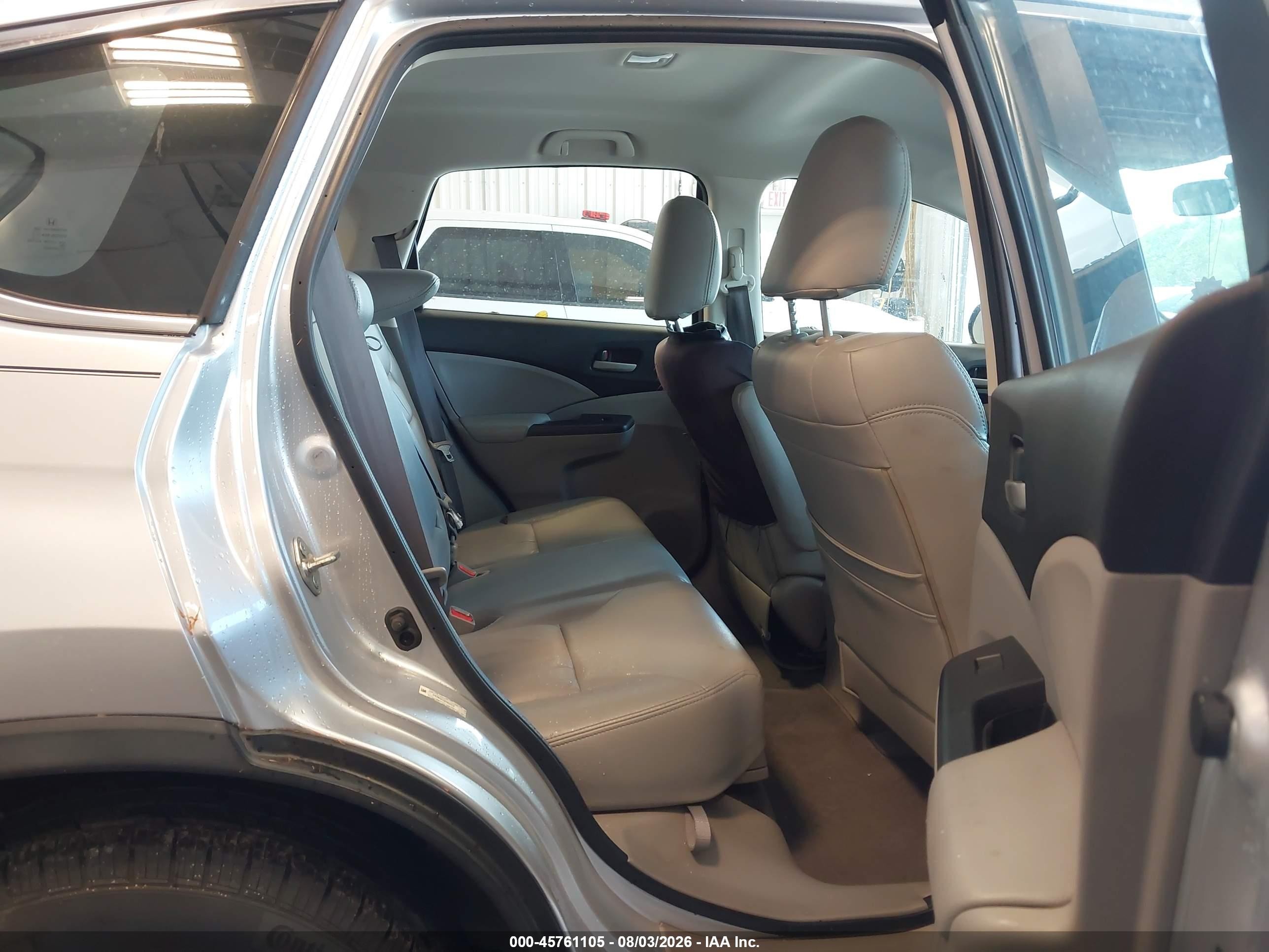 2014 Honda Cr-v Lx Silver vin: 2HKRM4H35EH600010