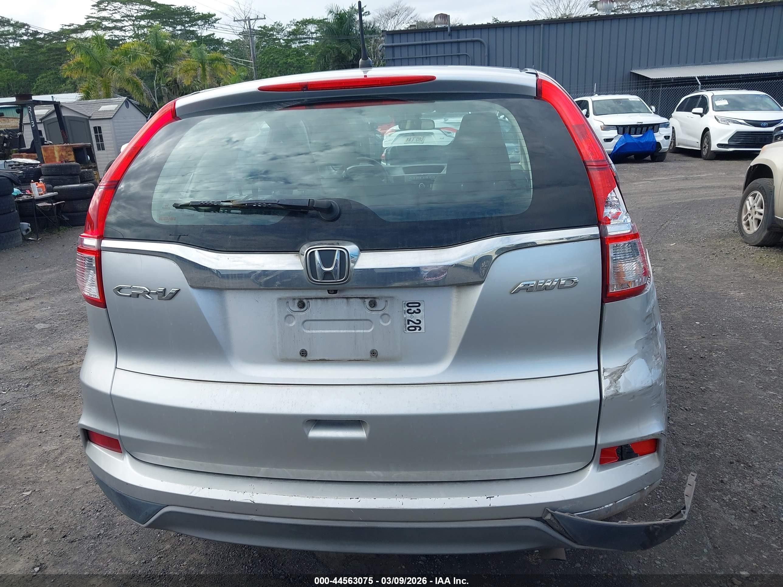 2015 Honda Cr-v Lx Silver vin: 2HKRM4H35FH629735