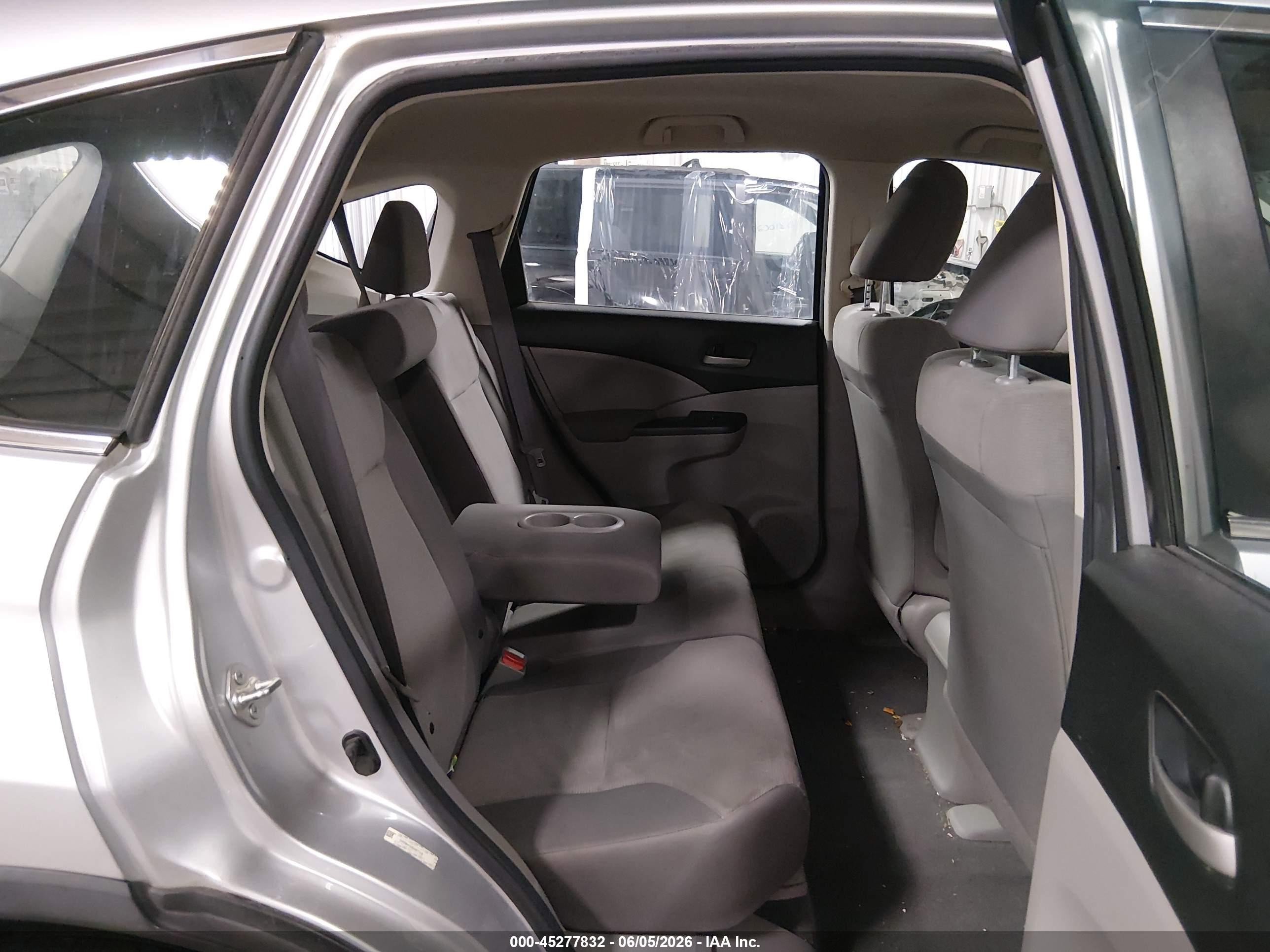 2013 Honda Cr-v Lx Silver vin: 2HKRM4H36DH677418
