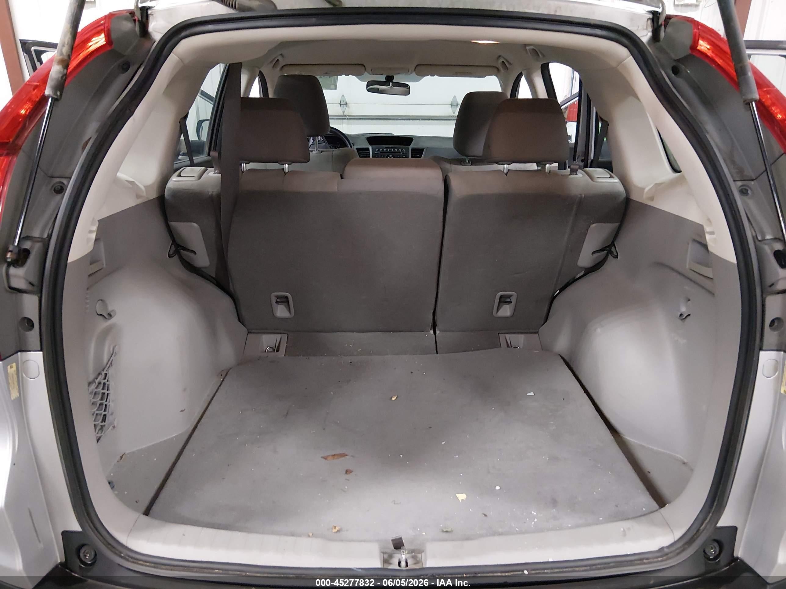 2013 Honda Cr-v Lx Silver vin: 2HKRM4H36DH677418