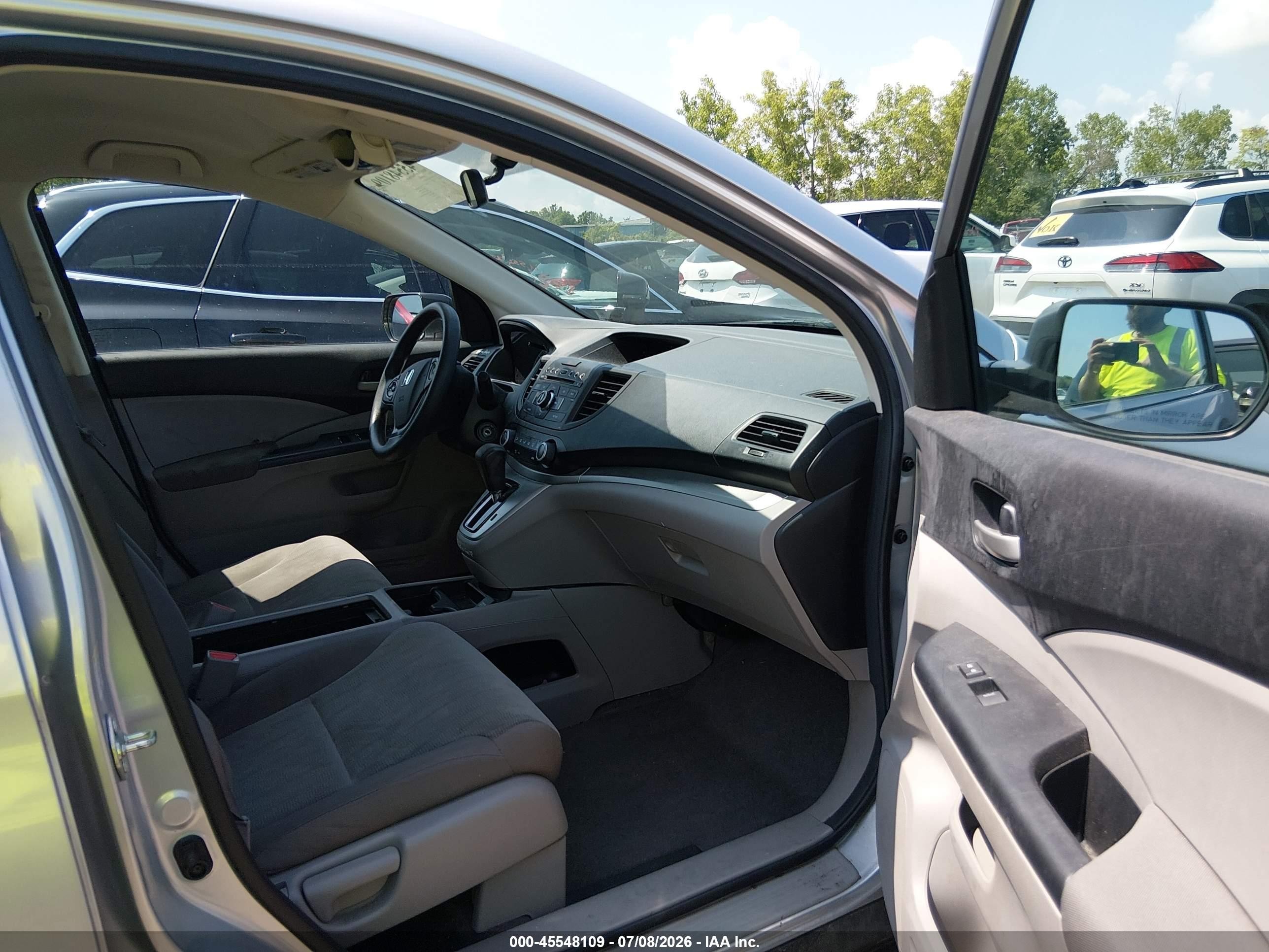 2014 Honda Cr-v Lx Silver vin: 2HKRM4H37EH708175