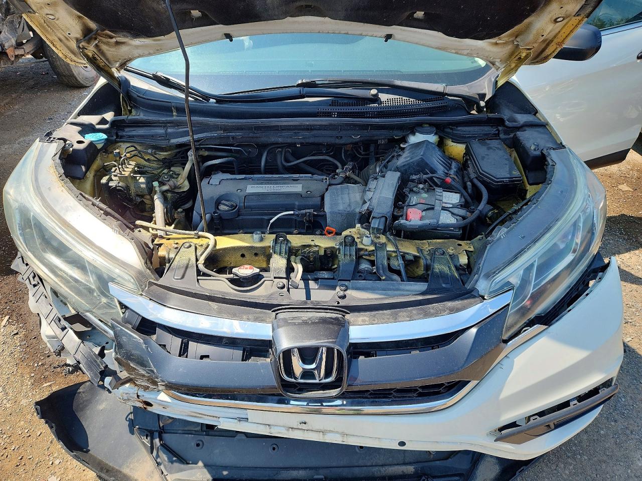 2015 Honda Cr-v Lx White vin: 2HKRM4H37FH130287