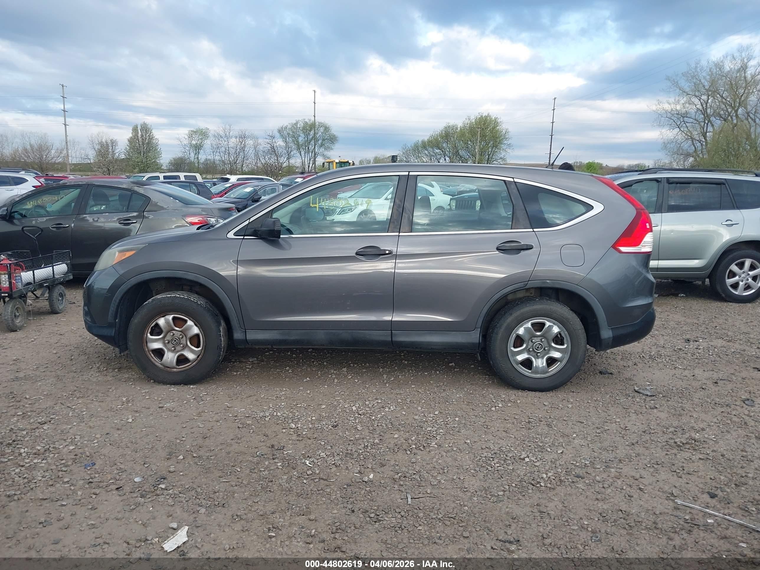 2013 Honda Cr-v Lx Gray vin: 2HKRM4H38DH680806
