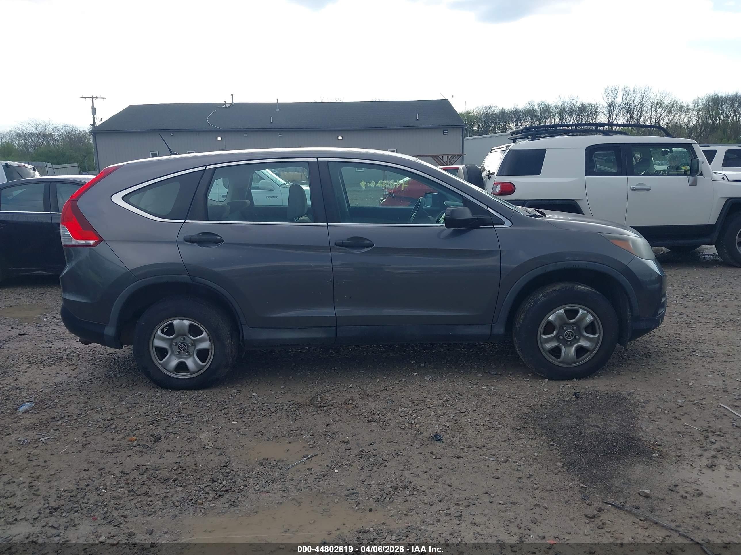 2013 Honda Cr-v Lx Gray vin: 2HKRM4H38DH680806