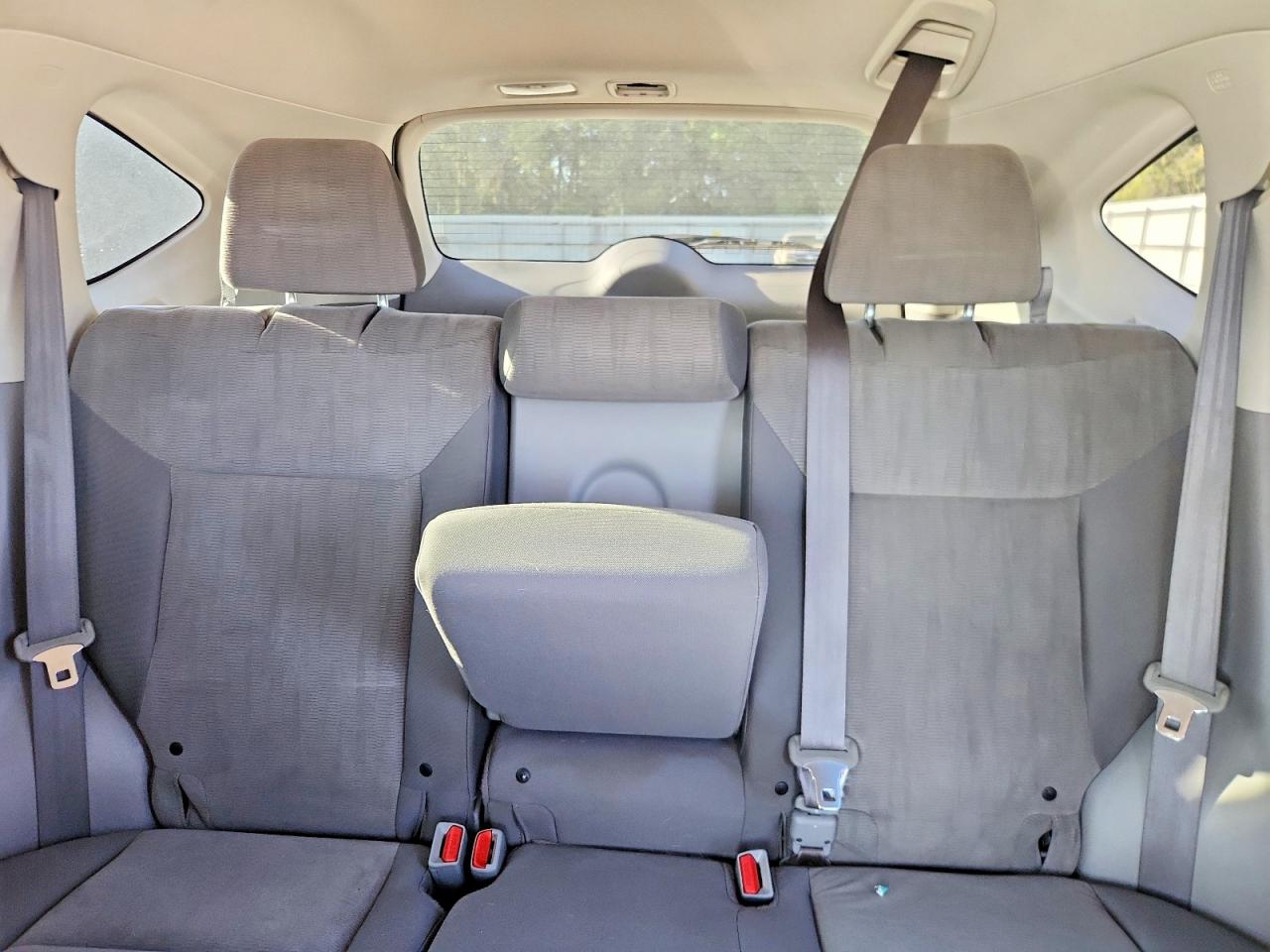 2013 Honda Cr-v Lx Gray vin: 2HKRM4H38DH693801