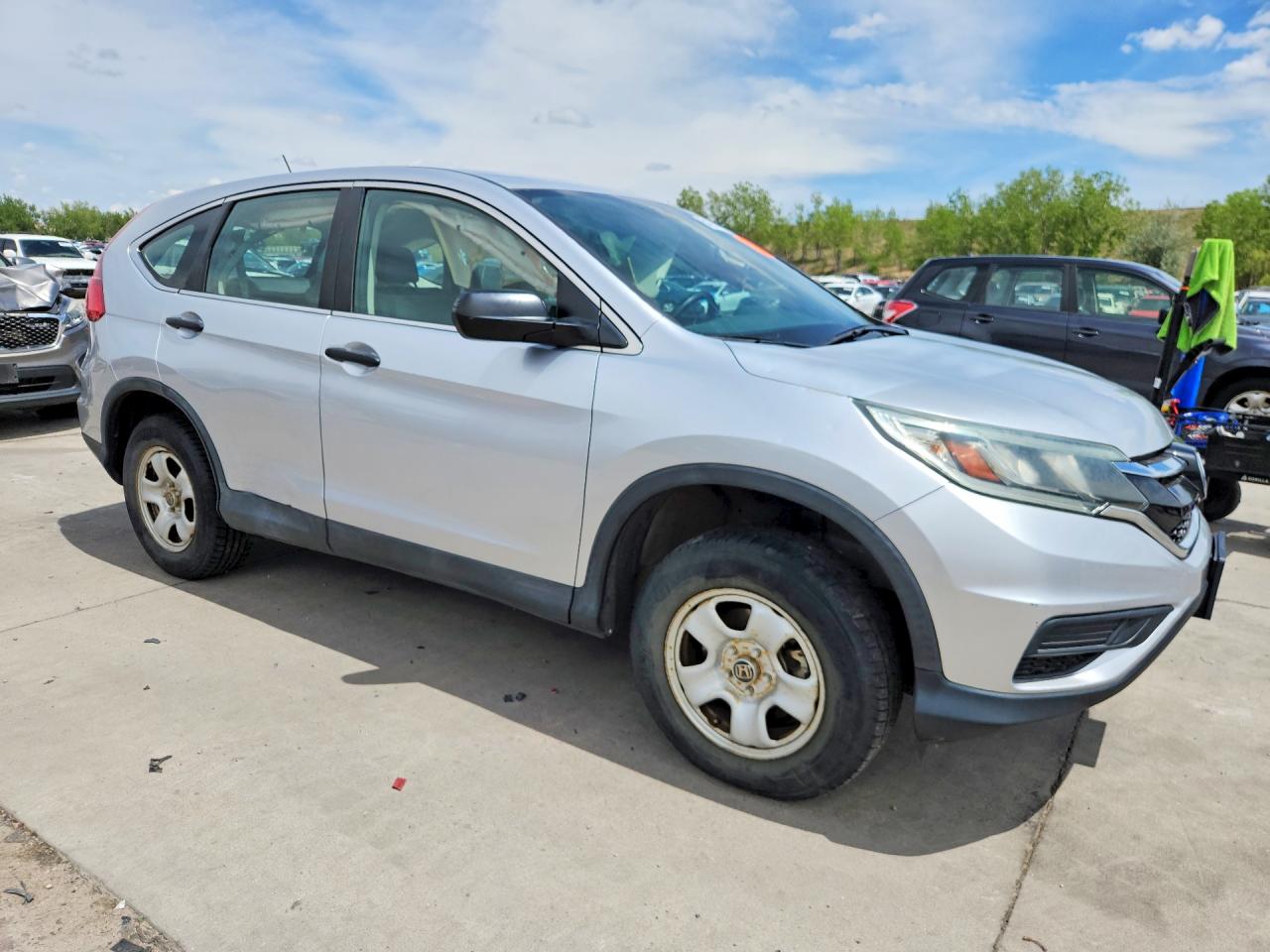 2015 Honda Cr-v Lx Silver vin: 2HKRM4H39FH612792