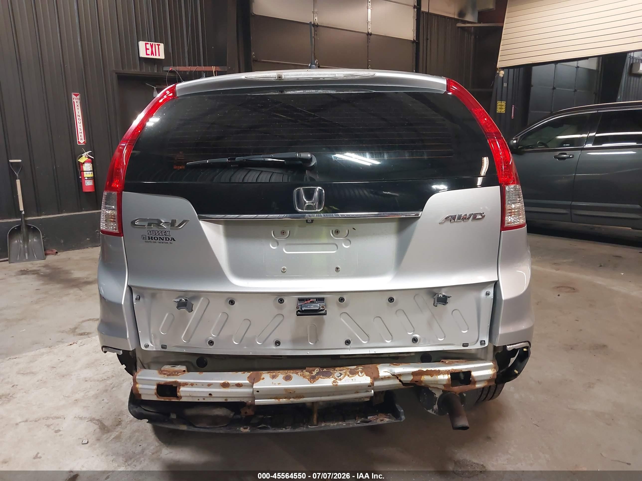 2014 Honda Cr-v Lx Silver vin: 2HKRM4H3XEH682932