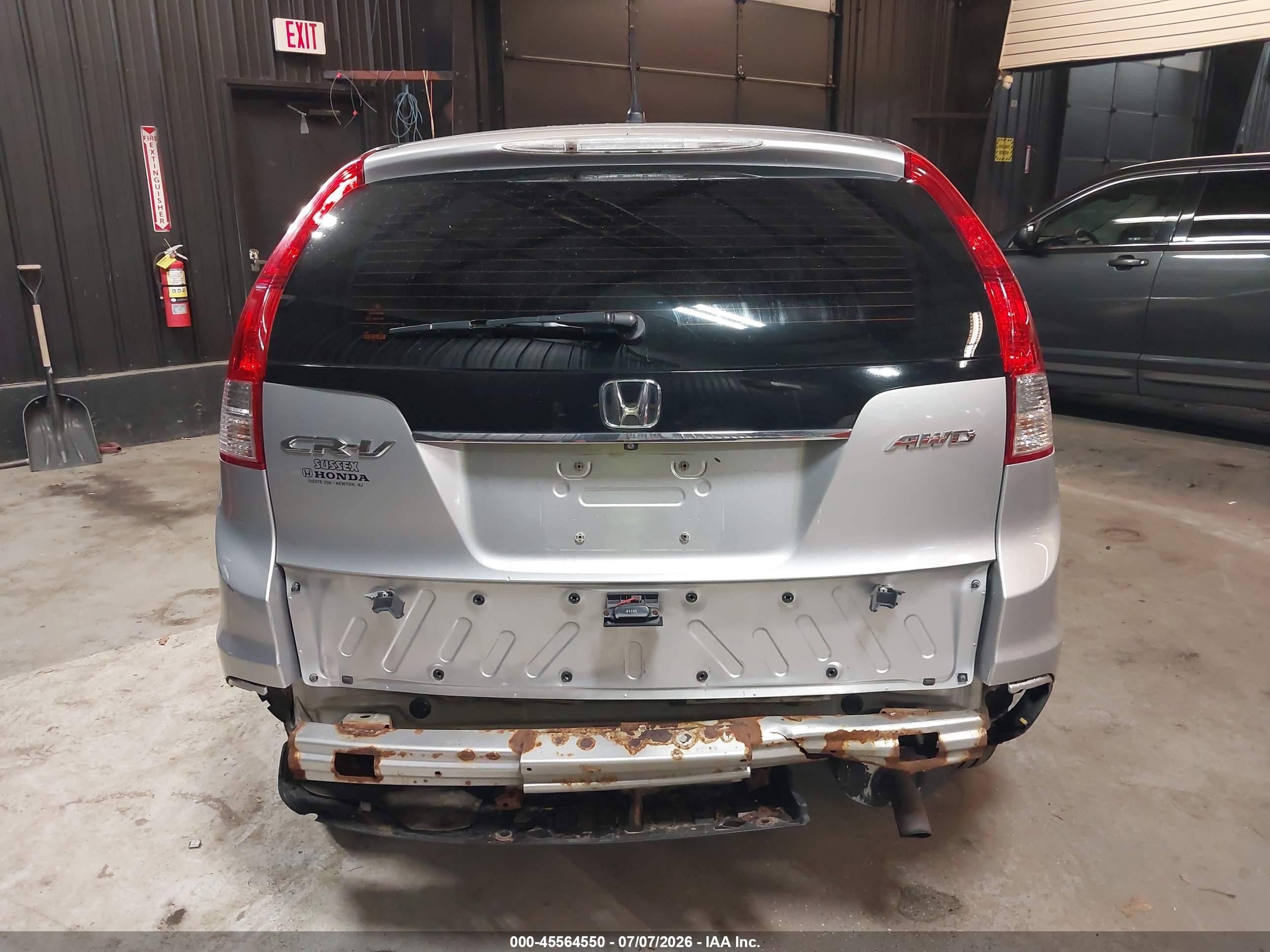 2014 Honda Cr-v Lx Silver vin: 2HKRM4H3XEH682932