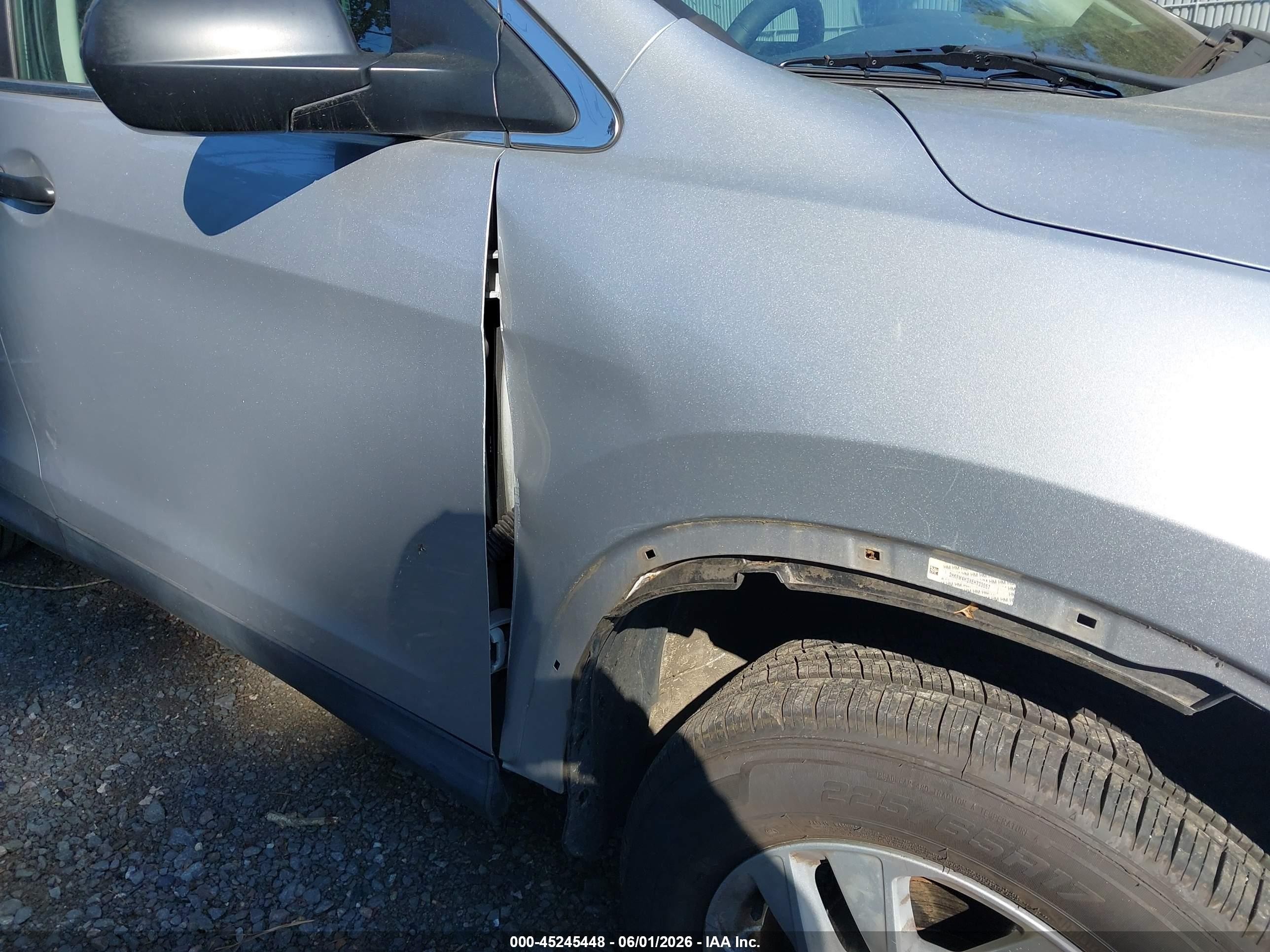 2014 Honda Cr-v Lx Silver vin: 2HKRM4H3XEH723057