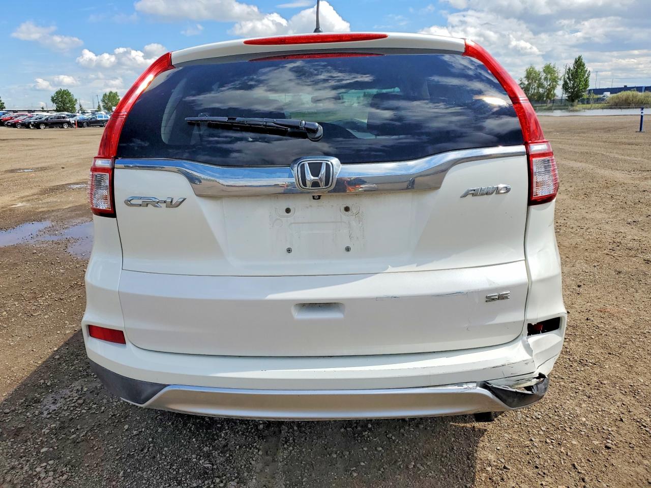 2015 Honda Cr-v Se White vin: 2HKRM4H45FH127669