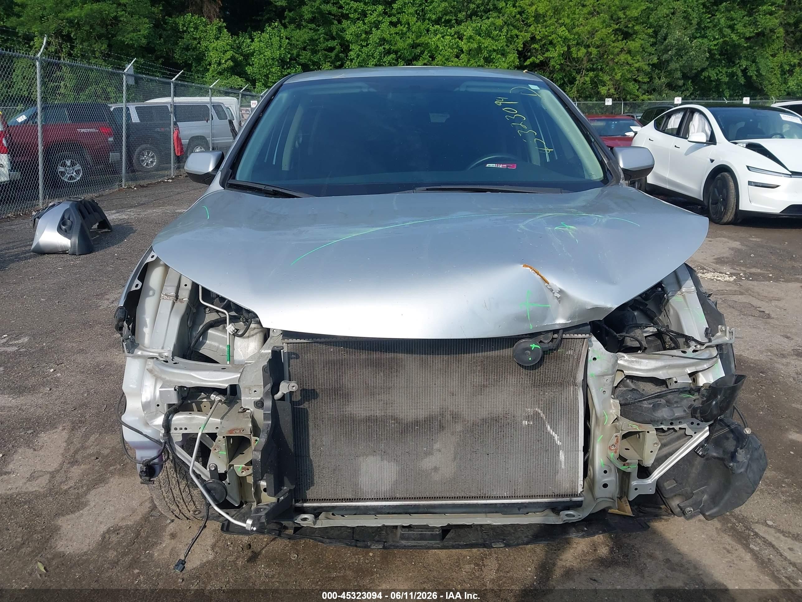 2012 Honda Cr-v Ex Серебряный vin: 2HKRM4H52CH614977