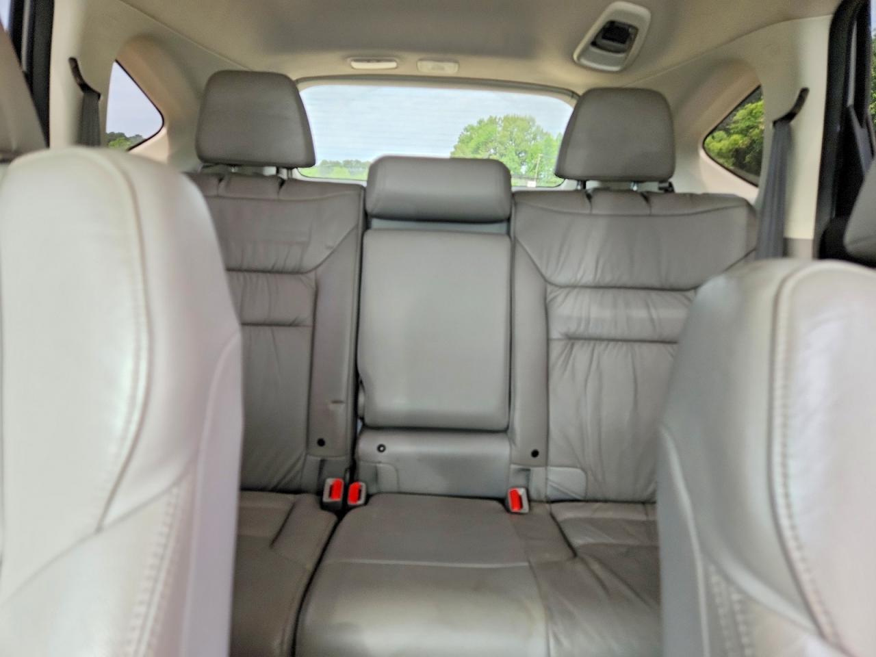 2013 Honda Crv Silver vin: 2HKRM4H70DH625270