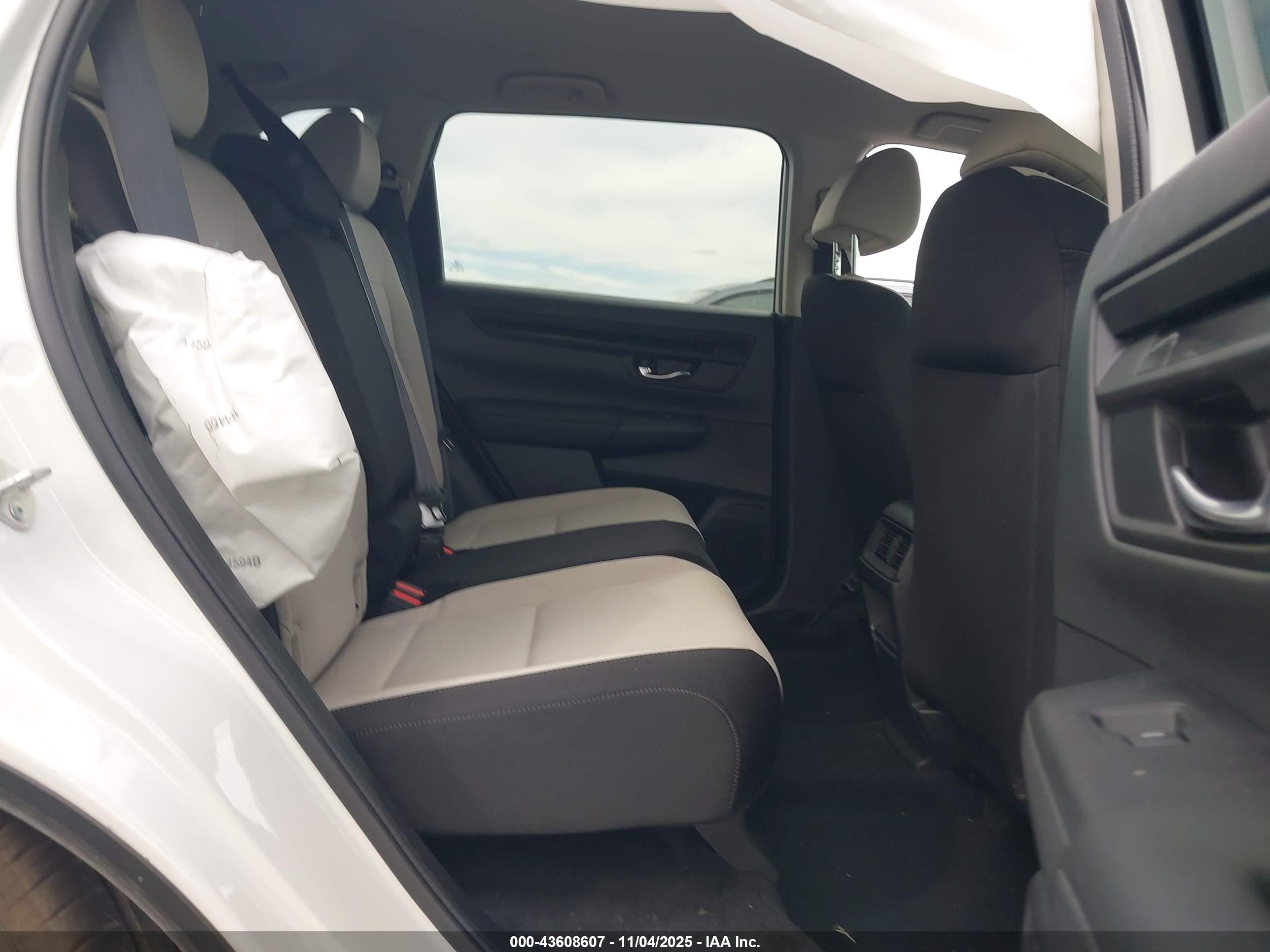 2026 Honda Cr-v Lx 2wd Белый vin: 2HKRS3H26TH311321