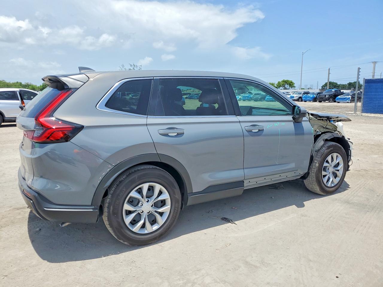 2026 Honda Cr-v Lx Gray vin: 2HKRS3H29TH330851