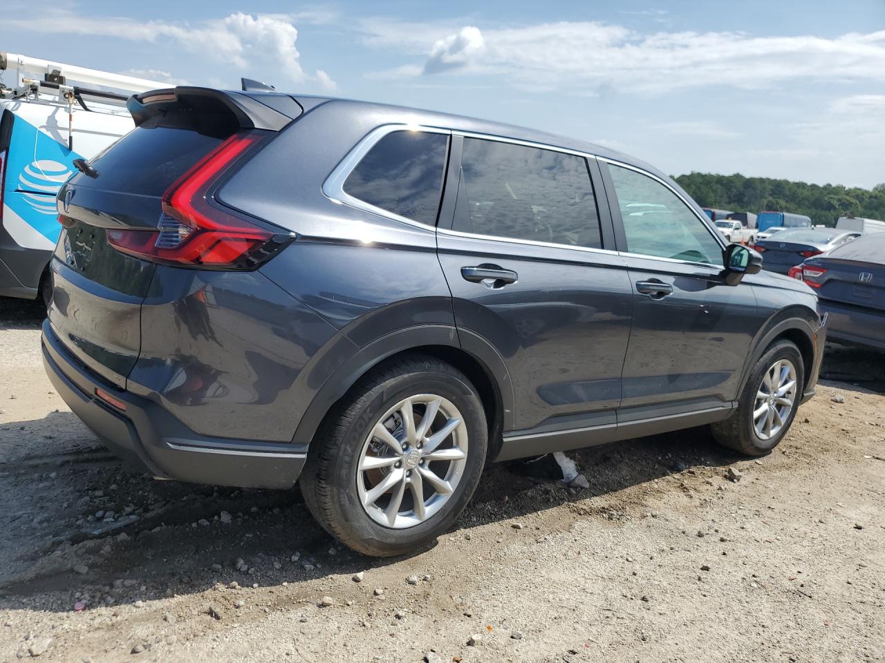 2026 Honda Cr-v Ex Gray vin: 2HKRS3H40TH339844 Damage: Right Qtr Panel, Heavy Scratch, 1/2 To 1 Inch