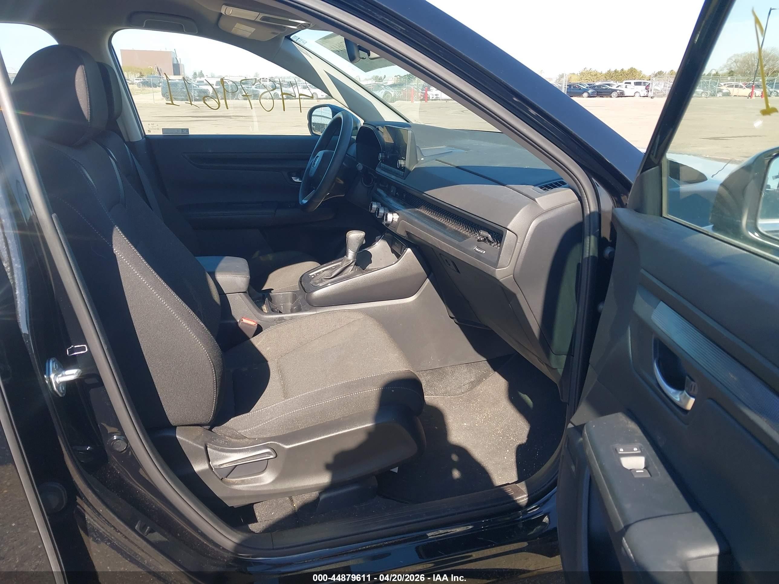 2024 Honda Cr-v Lx Awd Черный vin: 2HKRS4H2XRH462631