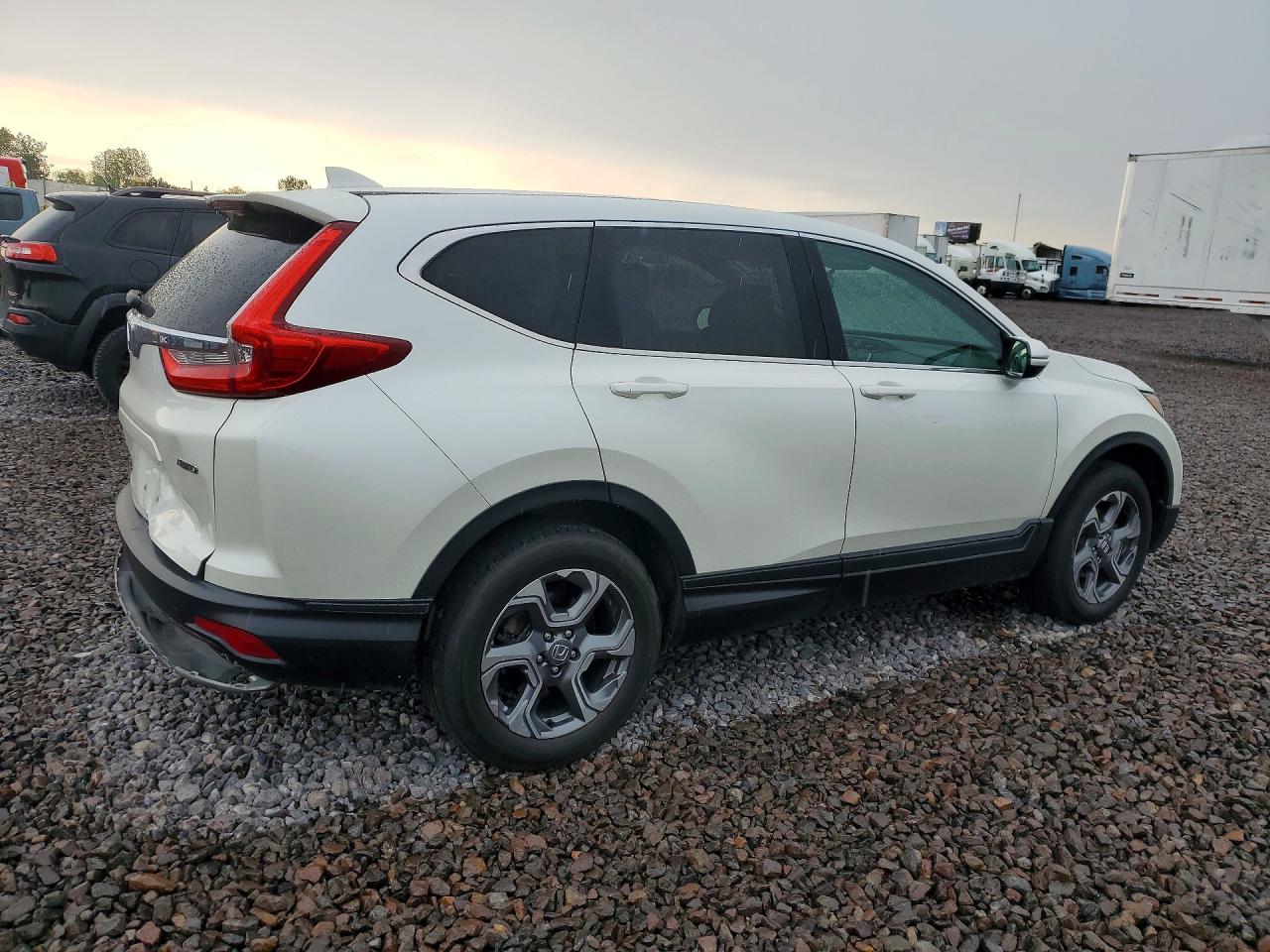 2017 Honda Cr-v Ex Белый vin: 2HKRW2H57HH616892