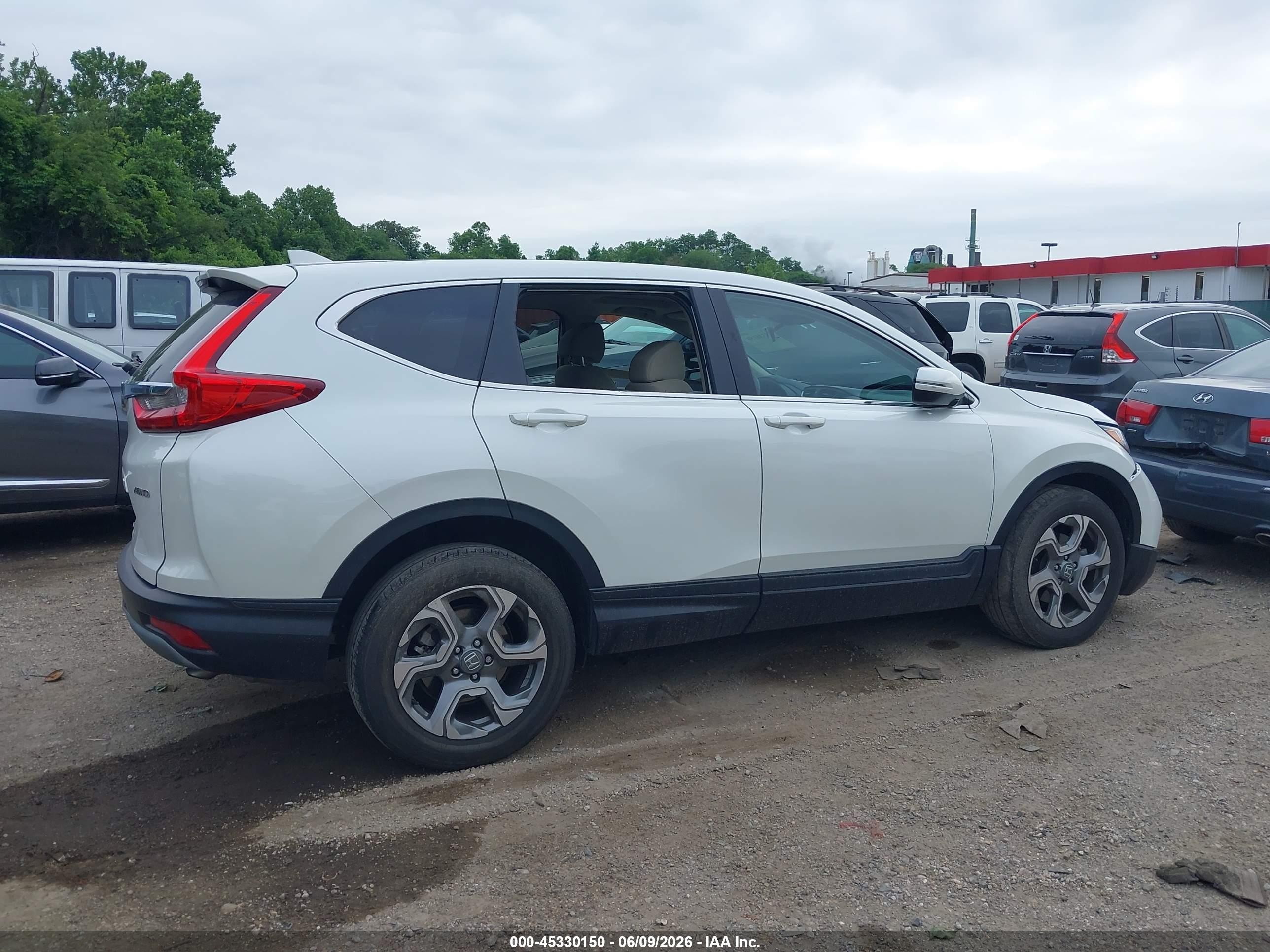 2018 Honda Cr-v Ex Белый vin: 2HKRW2H57JH683207