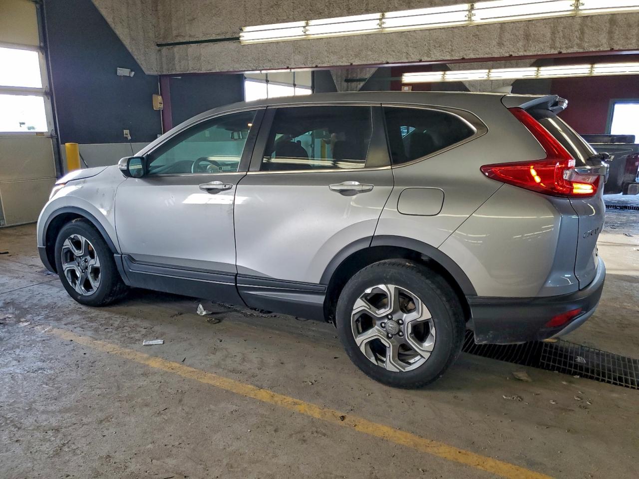 2019 Honda Cr-v Ex Silver vin: 2HKRW2H57KH638849