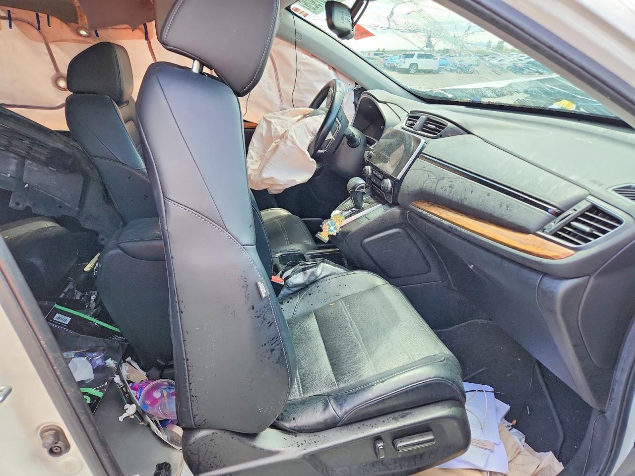 2018 Honda Cr-v Exl White vin: 2HKRW2H83JH659819