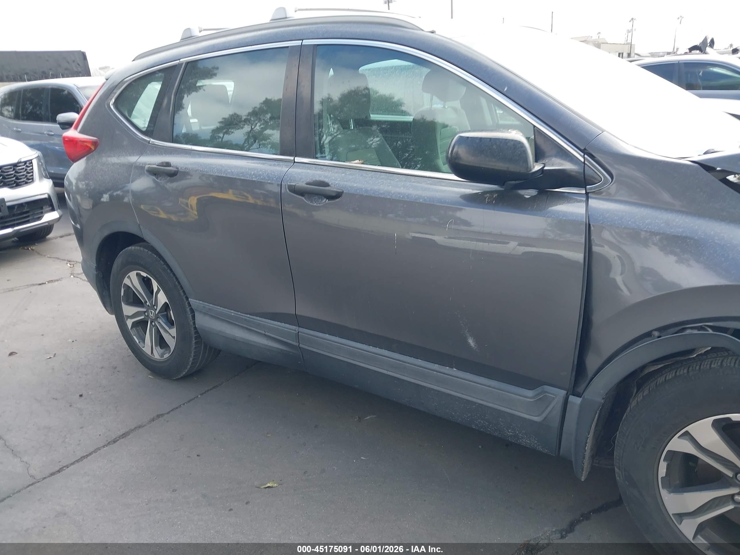2017 Honda Cr-v Lx Серый vin: 2HKRW5H38HH403191