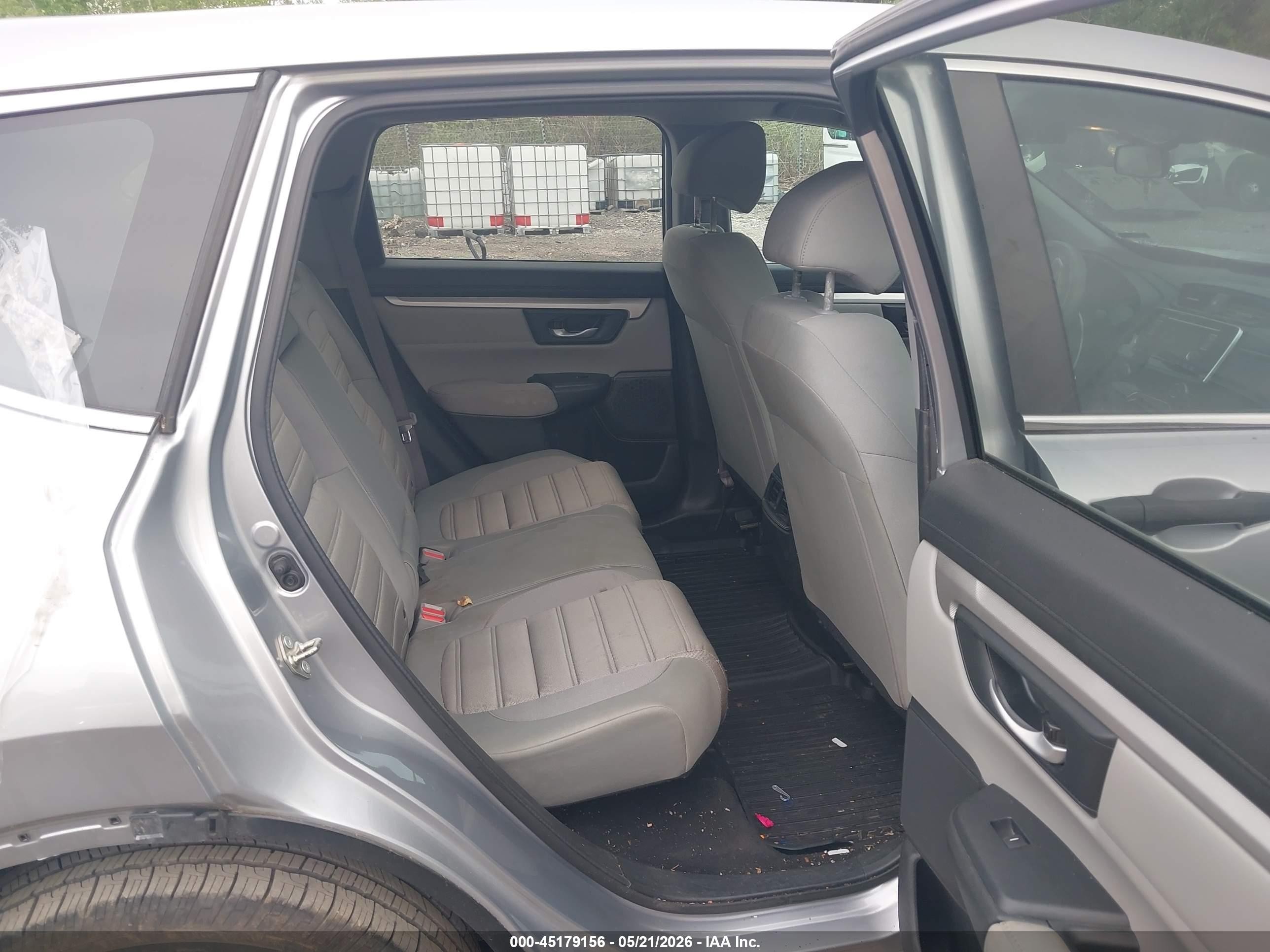 2017 Honda Cr-v Lx Серебряный vin: 2HKRW6H34HH215614