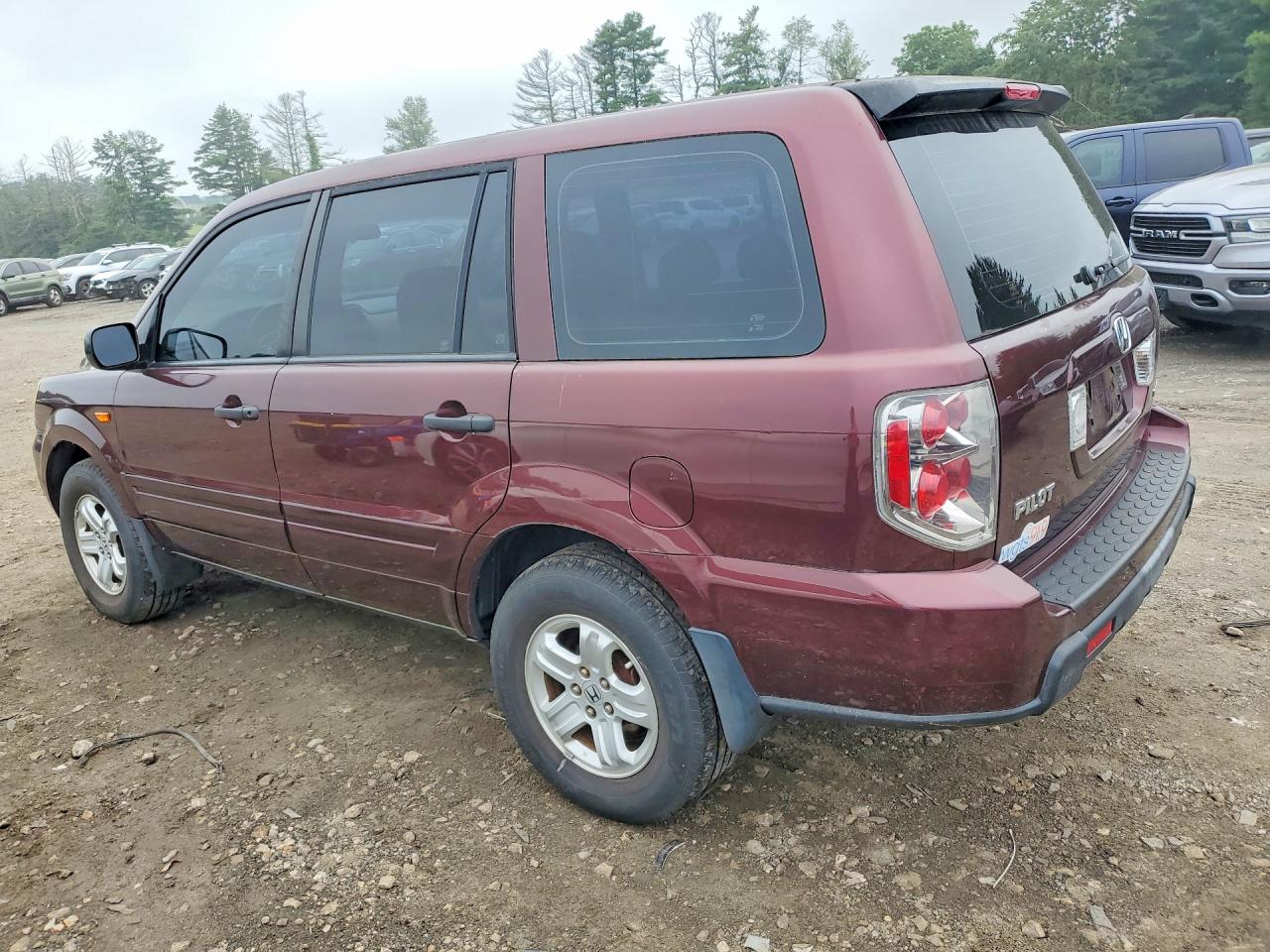 2007 Honda Pilot Lx Burgundy vin: 2HKYF18107H519308