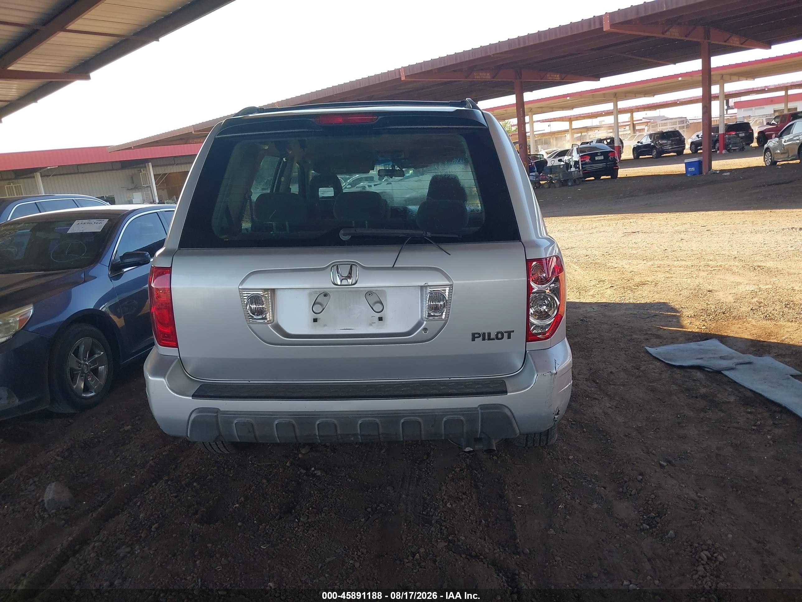 2004 Honda Pilot Lx Silver vin: 2HKYF18114H535321