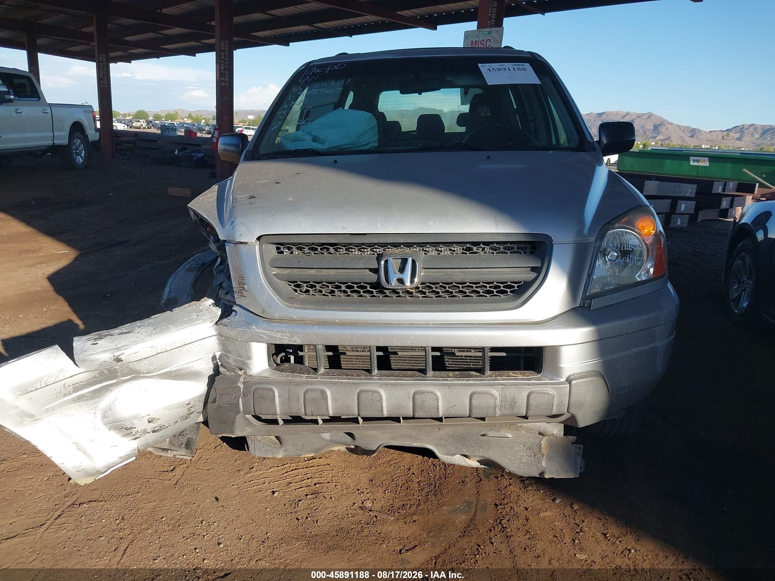 2004 Honda Pilot Lx Silver vin: 2HKYF18114H535321