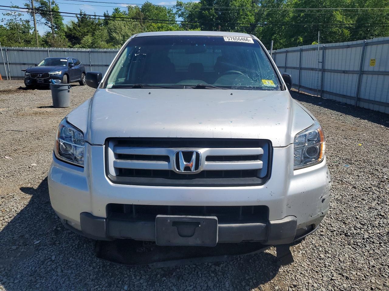 2006 Honda Pilot Lx Silver vin: 2HKYF18126H501245